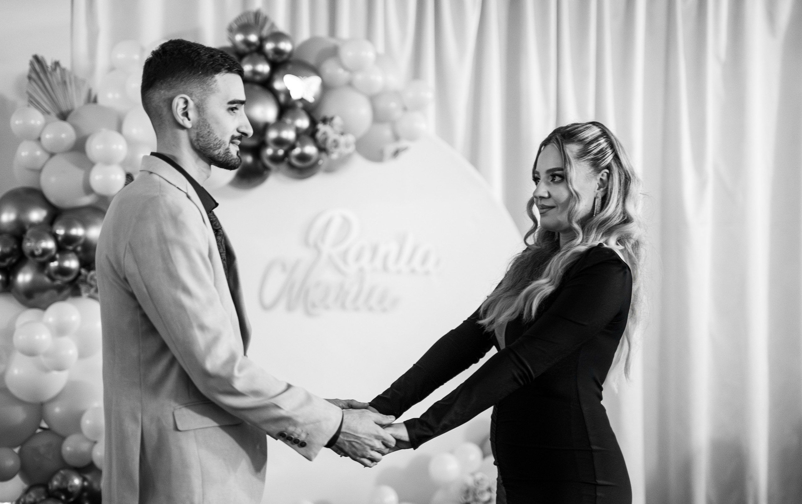 Rania. Hand for photos