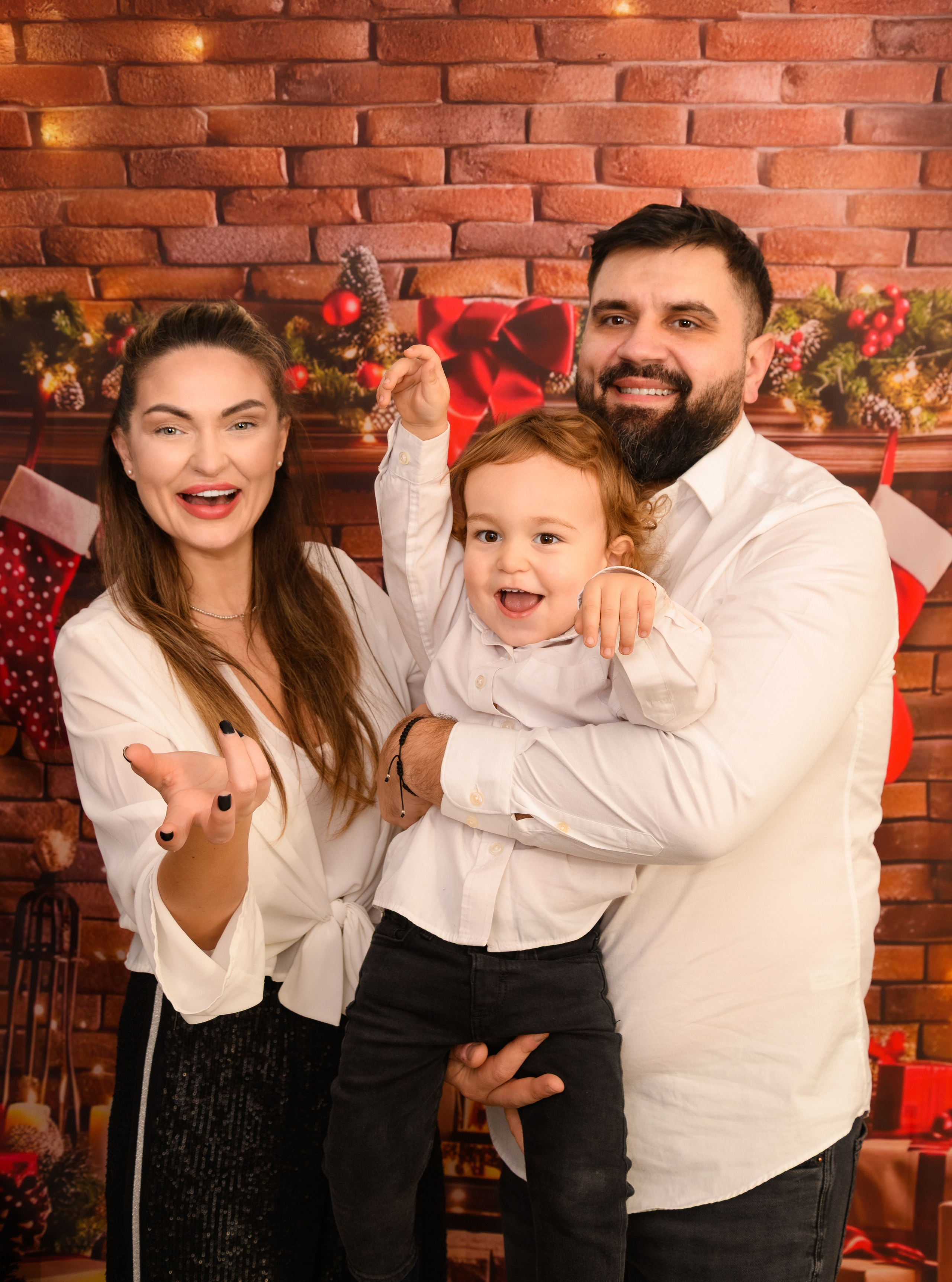 Christmas Photoshoot. Hand for photos