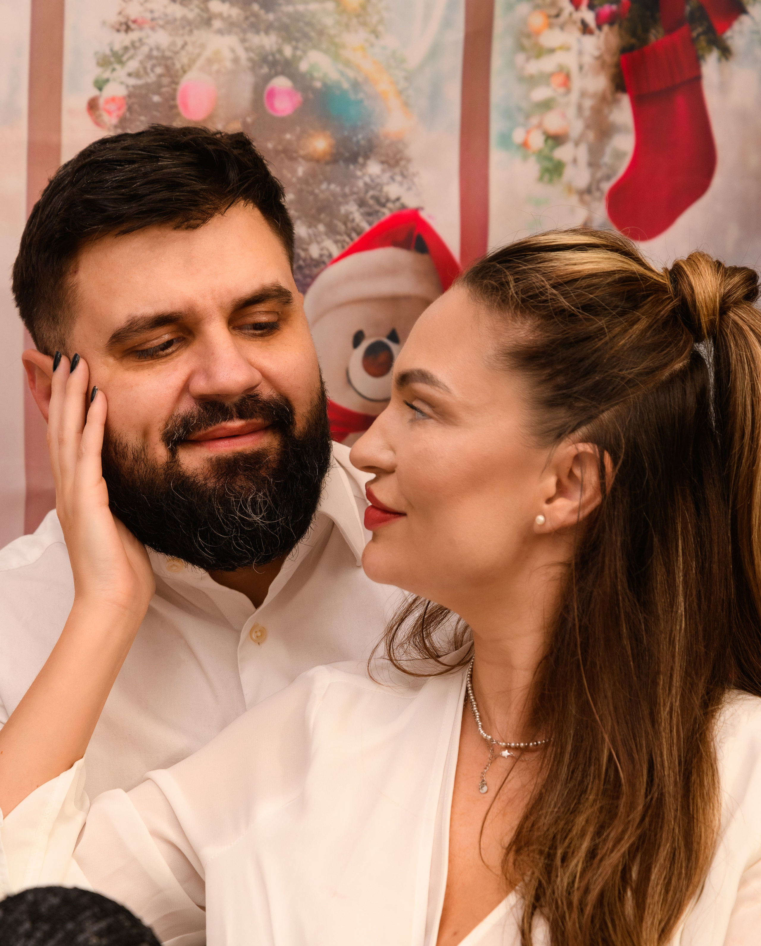 Christmas Photoshoot. Hand for photos