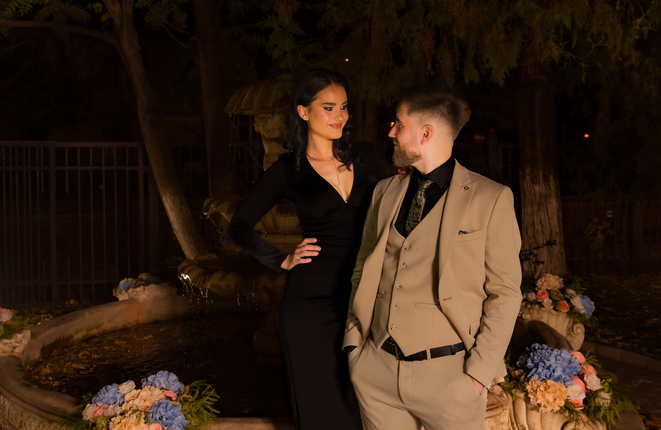 Couple. Hand for photos