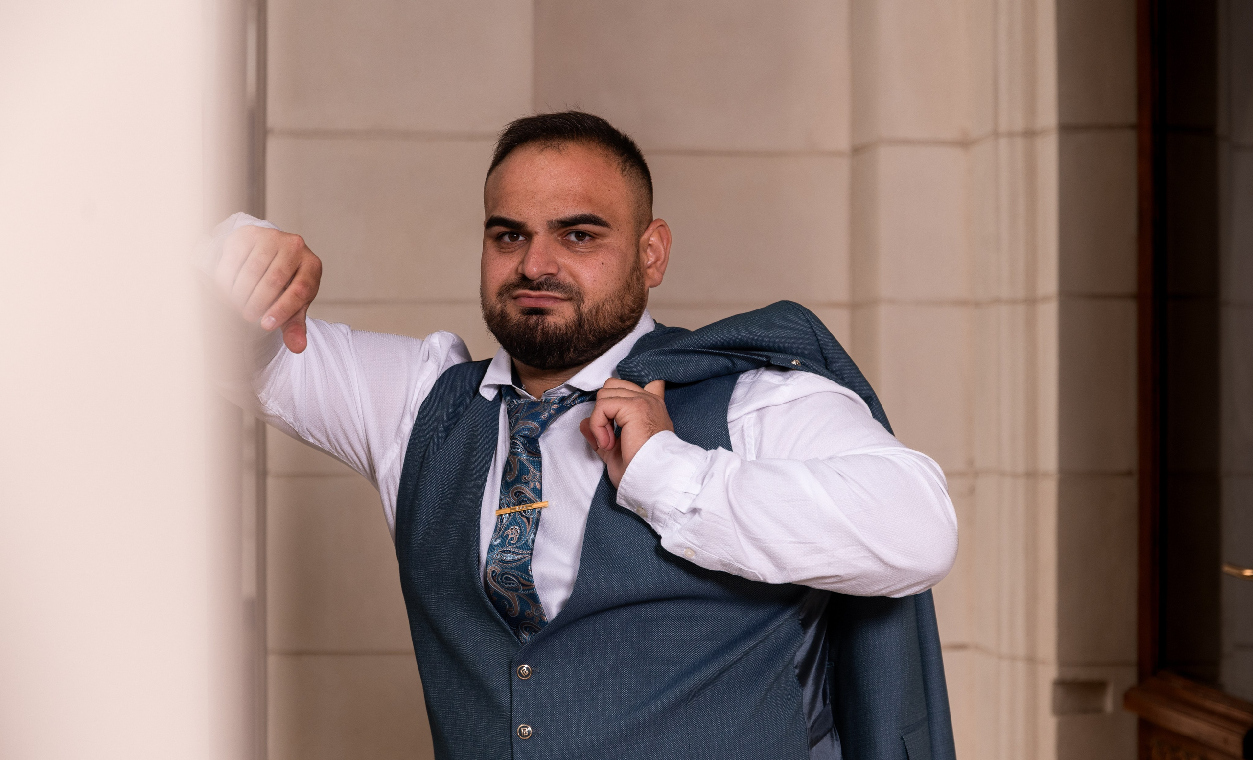 Civil Ceremony Florin — Alexandra. Hand for photos