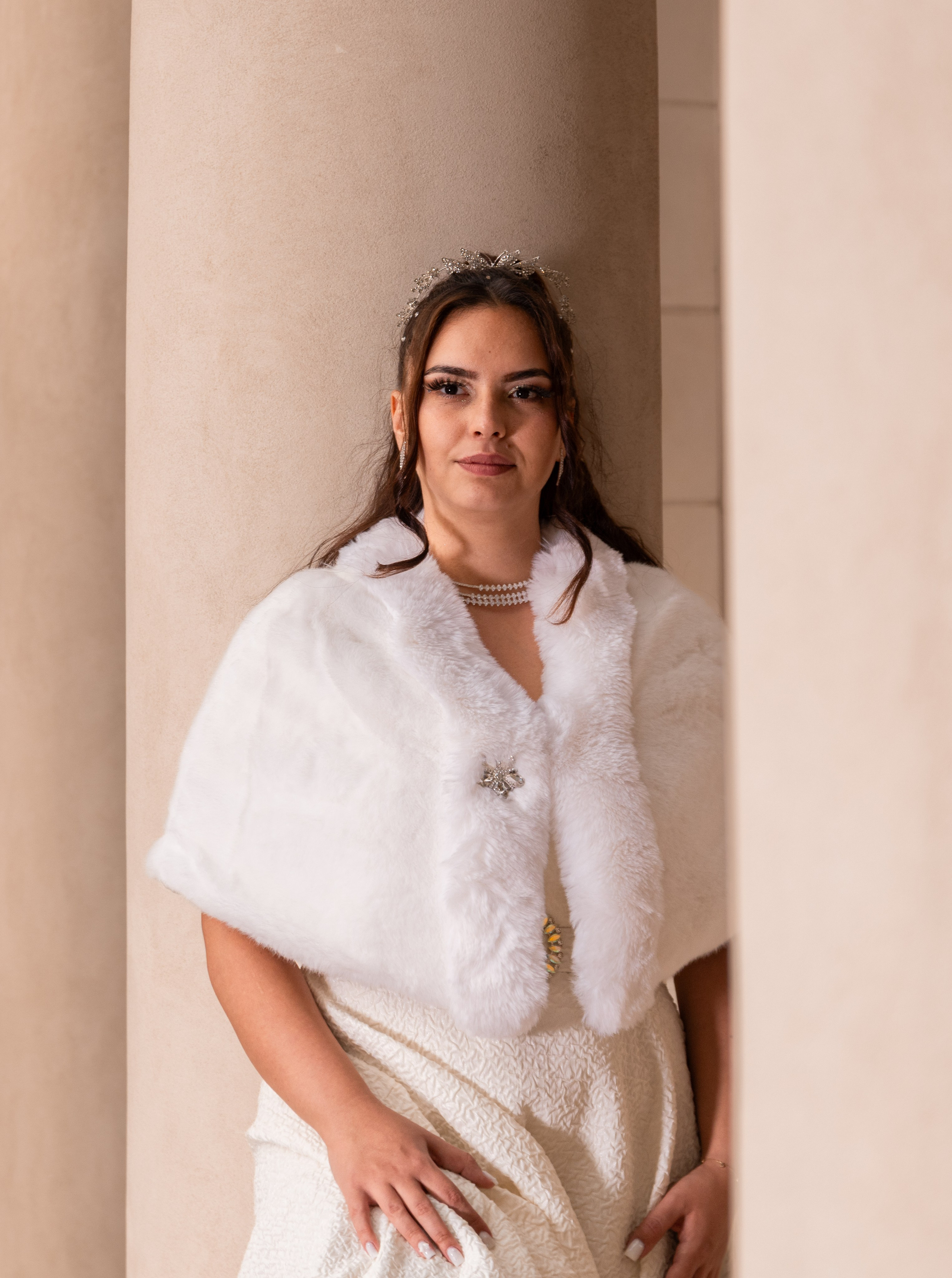 Civil Ceremony Florin — Alexandra. Hand for photos