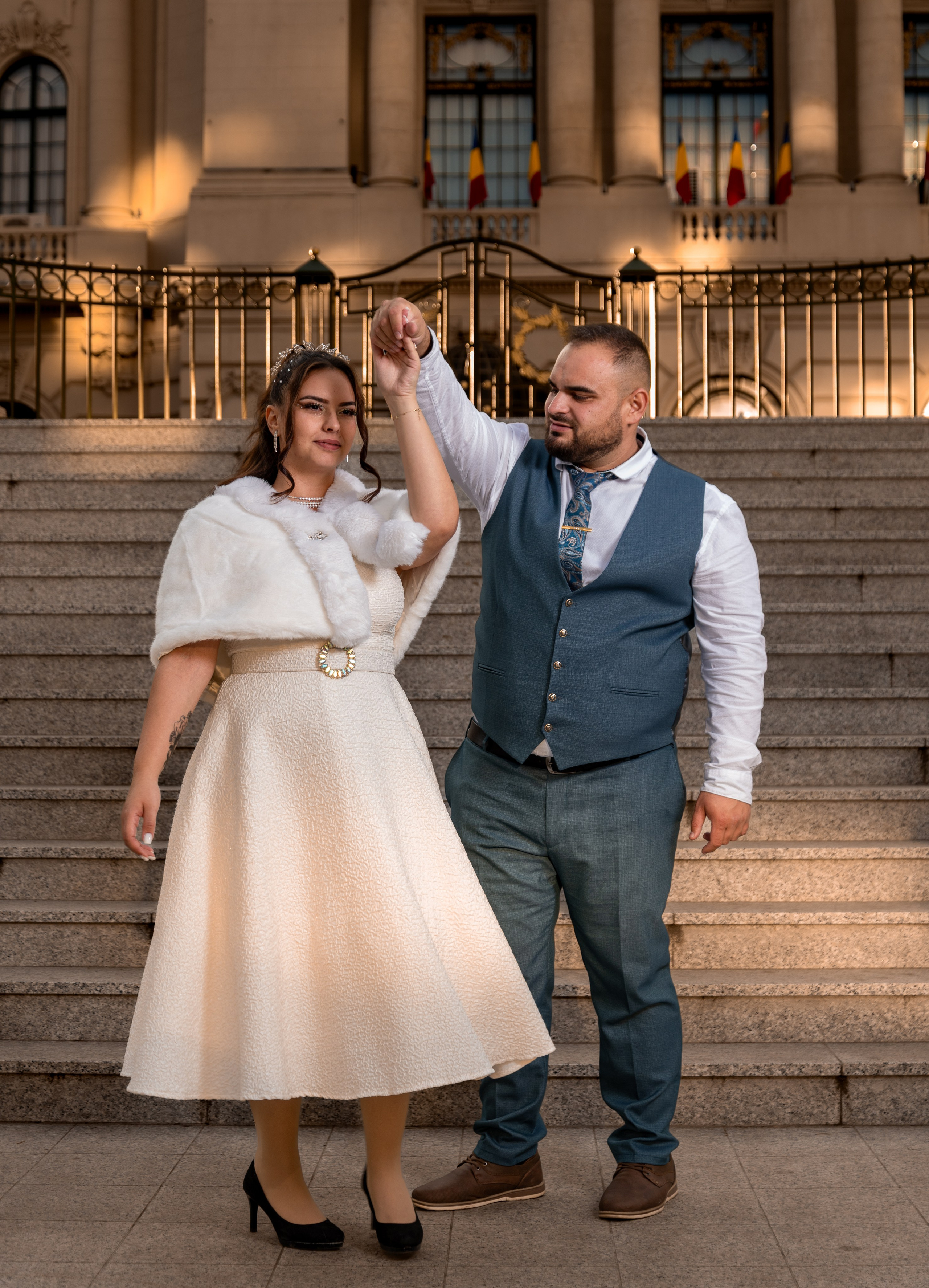 Civil Ceremony Florin — Alexandra. Hand for photos