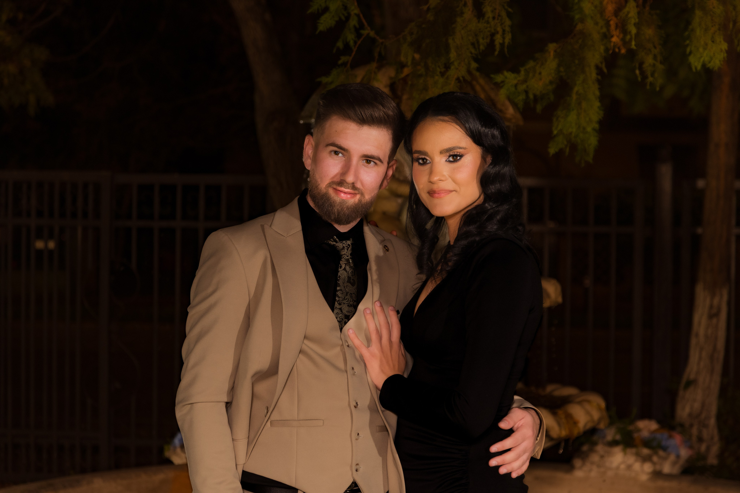 Couple. Hand for photos
