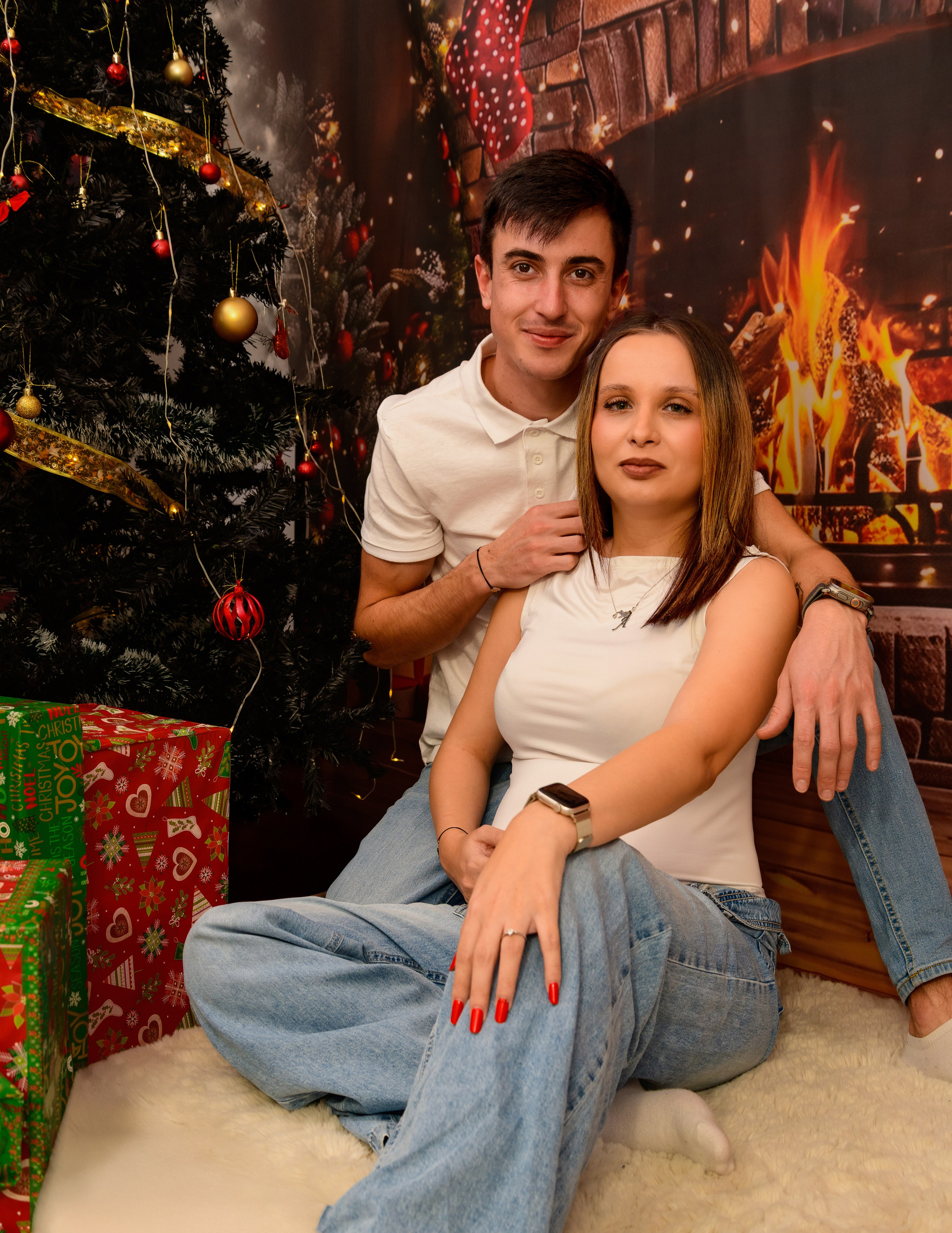 Christmas Photoshoot. Hand for photos