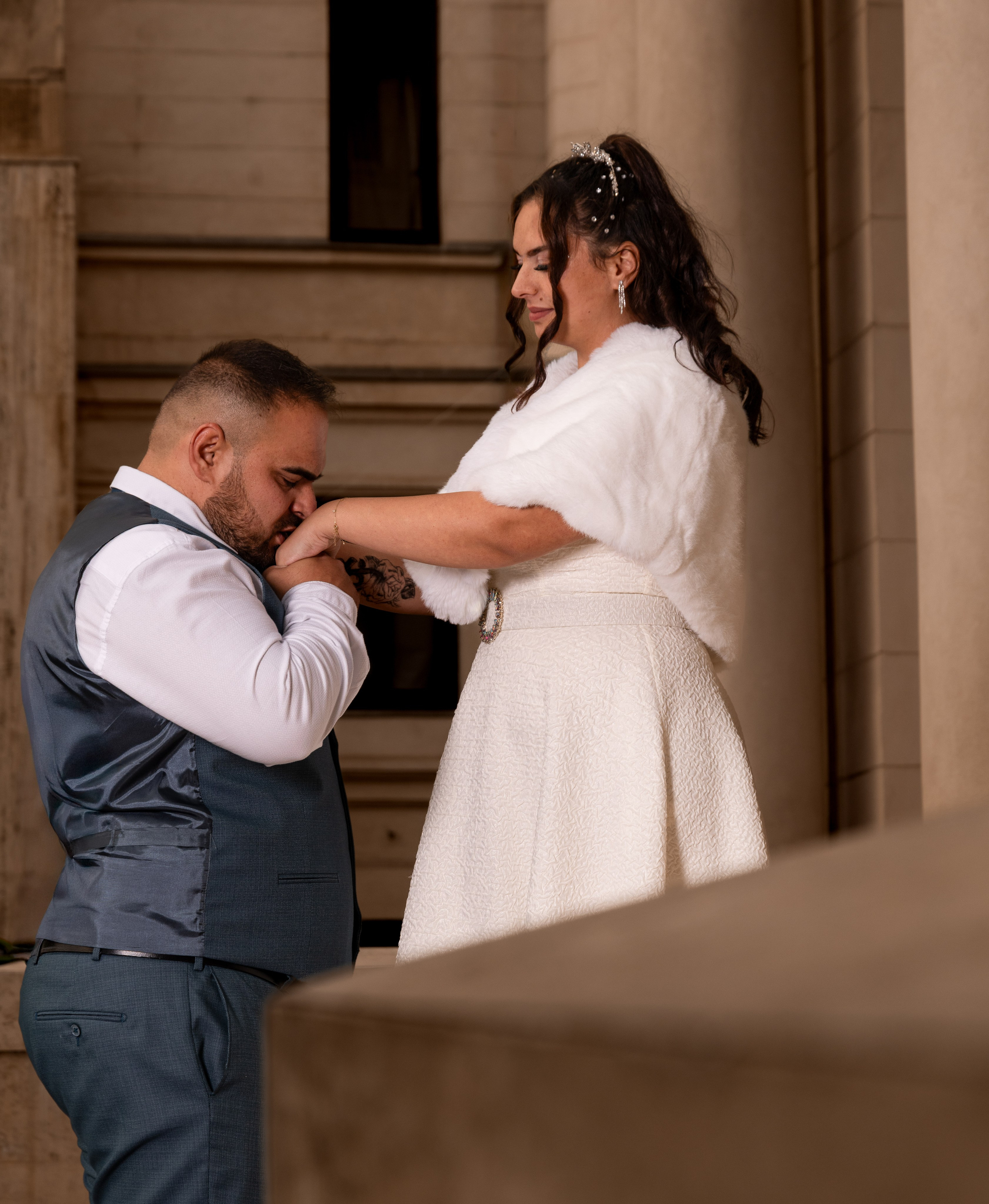 Civil Ceremony Florin — Alexandra. Hand for photos