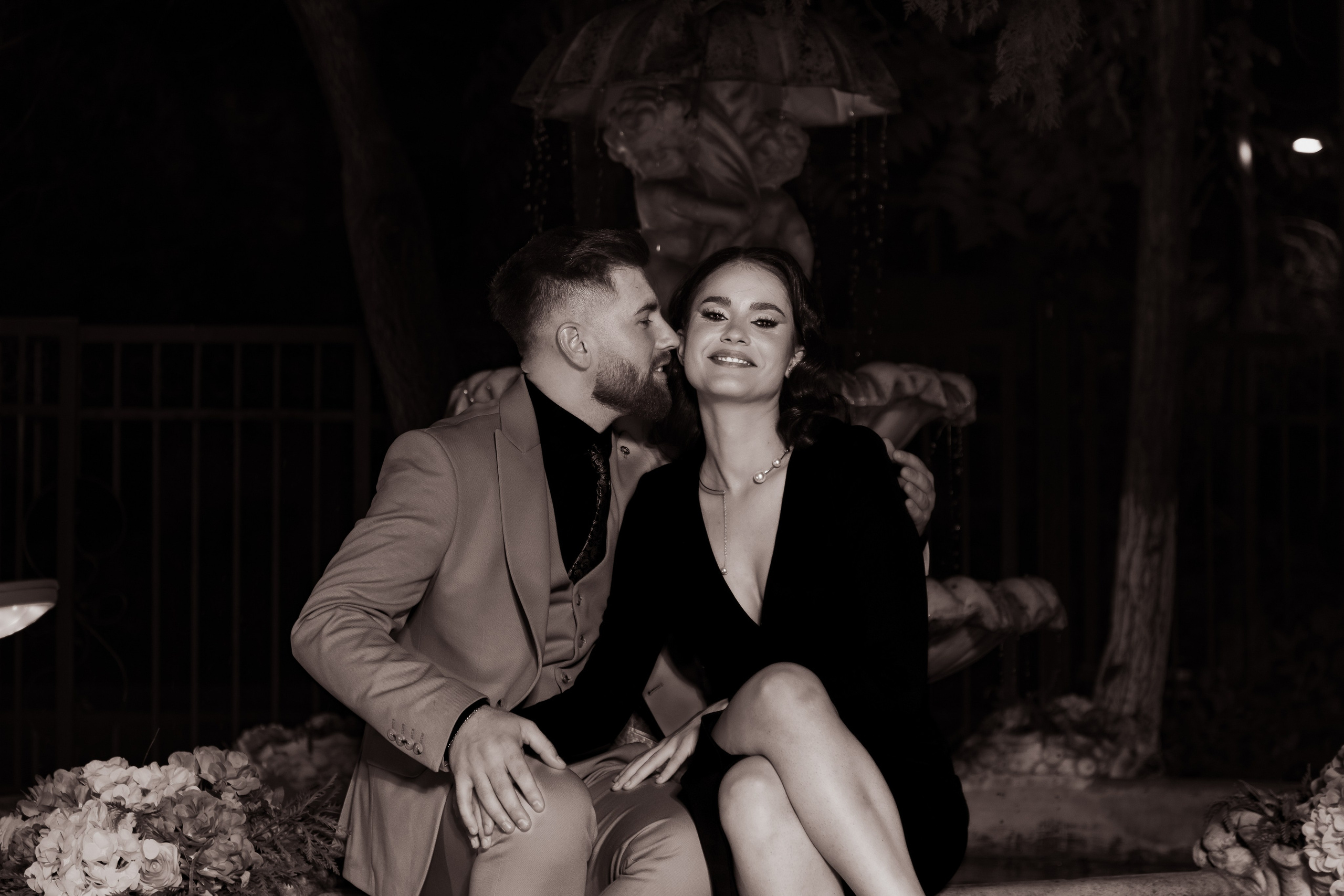 Couple. Hand for photos