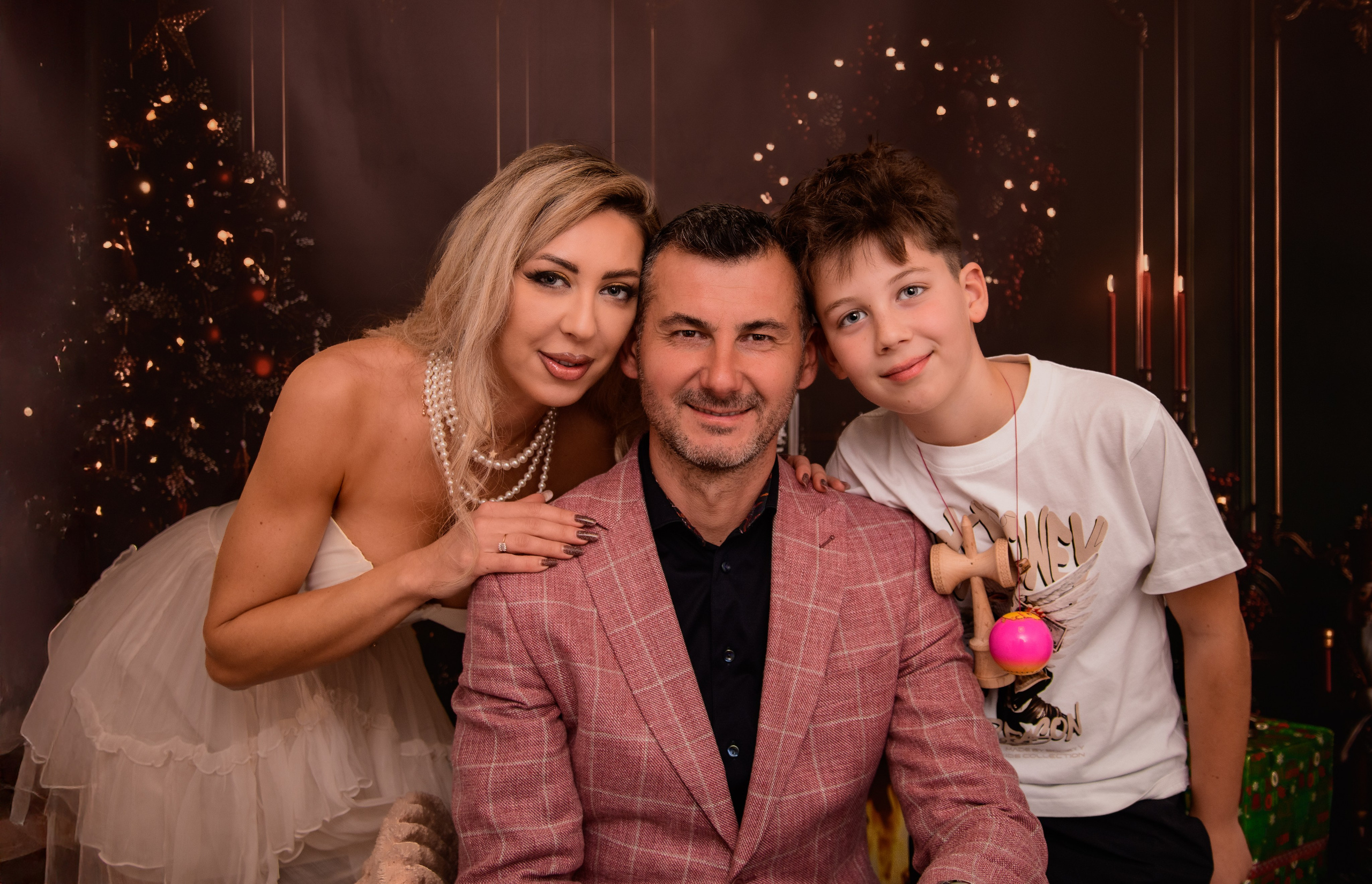 Christmas Photoshoot. Hand for photos