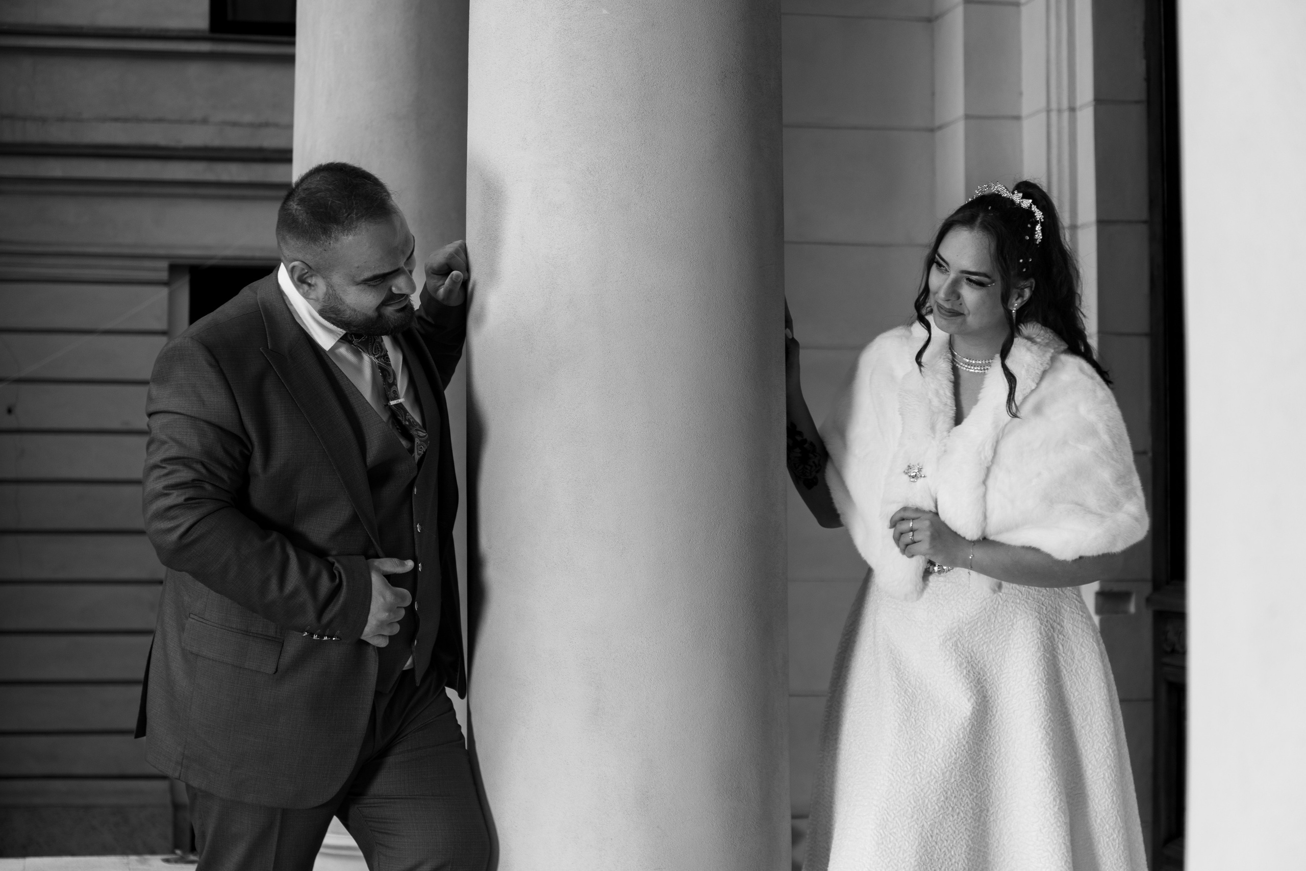 Civil Ceremony Florin — Alexandra. Hand for photos