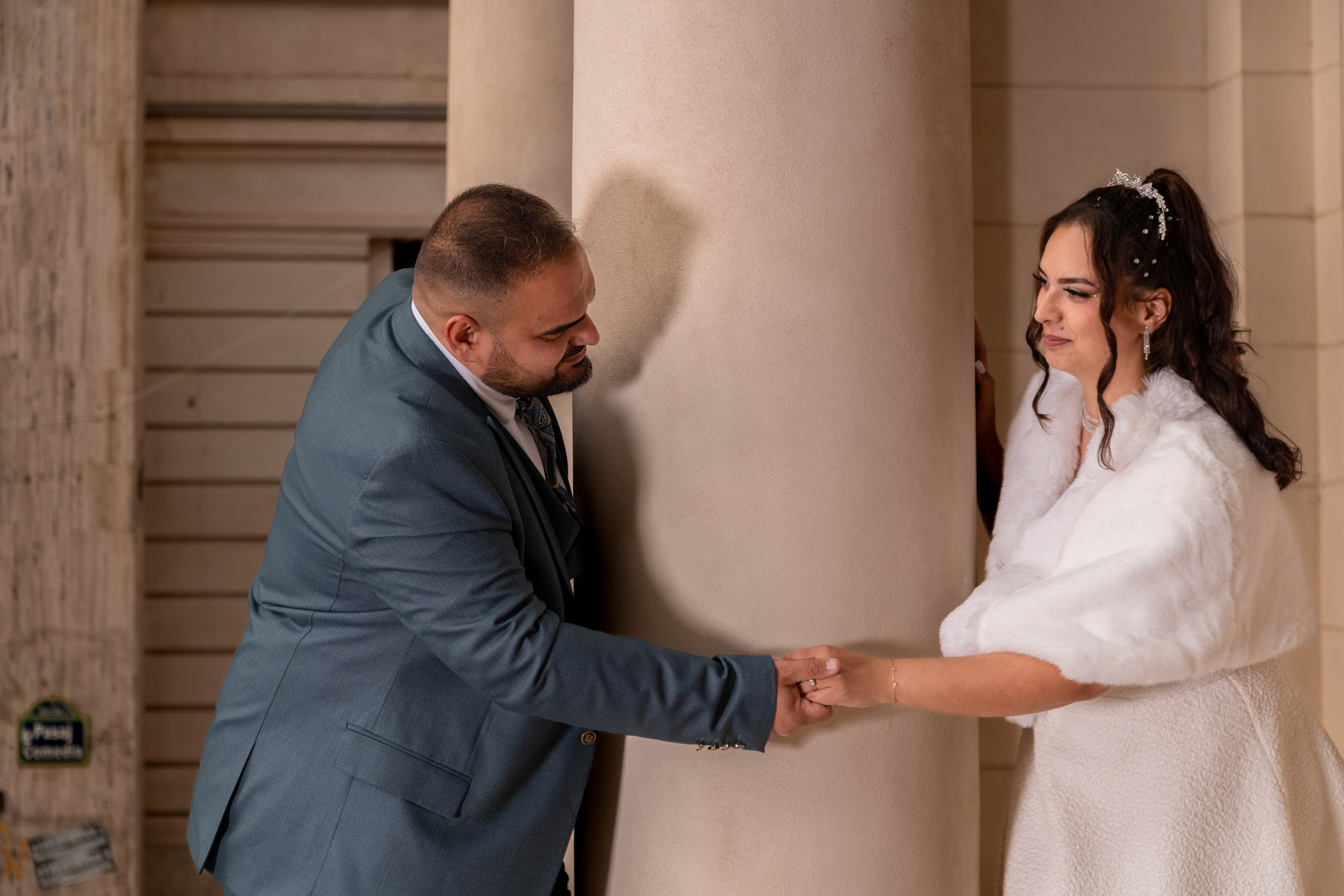 Civil Ceremony Florin — Alexandra. Hand for photos