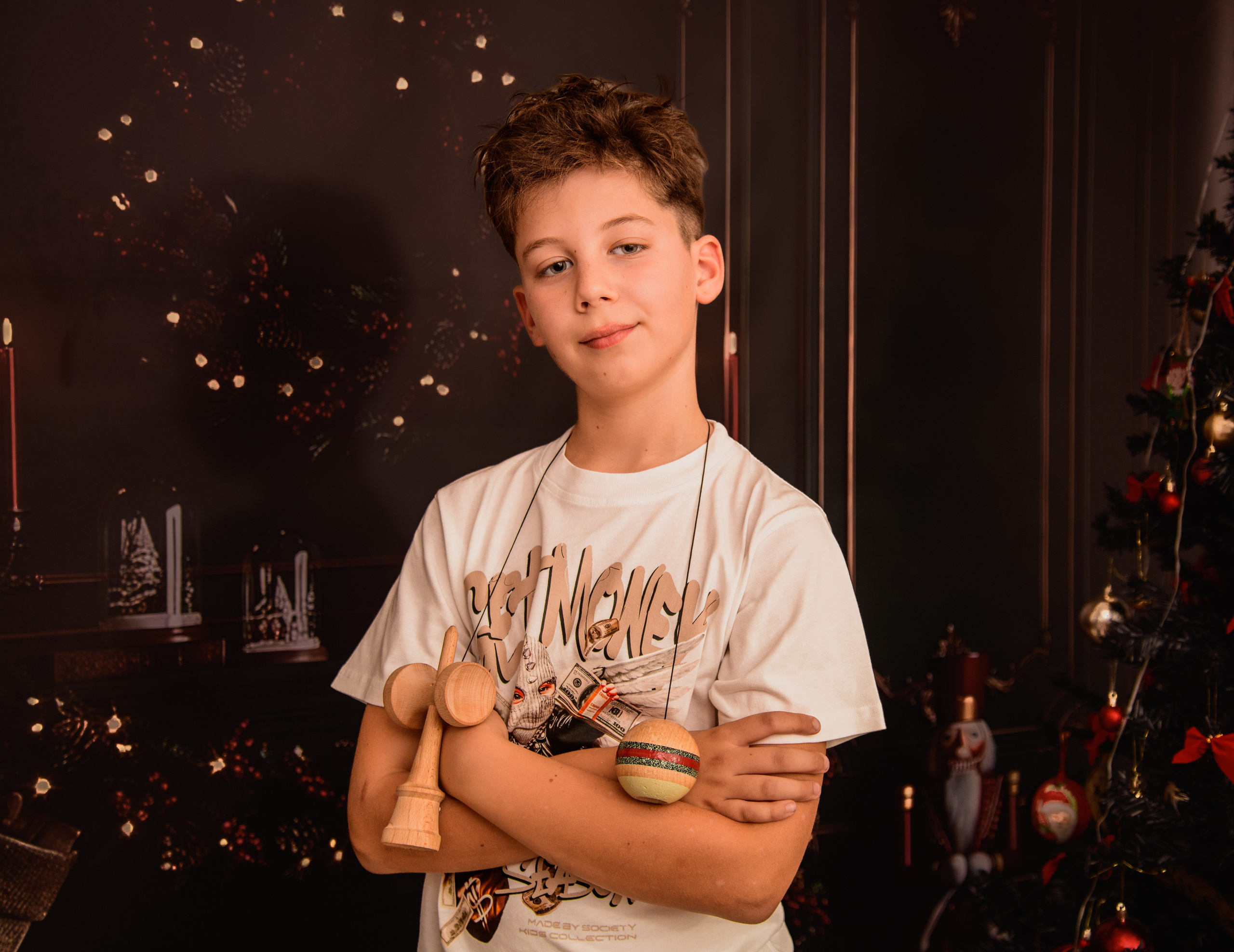 Christmas Photoshoot. Hand for photos