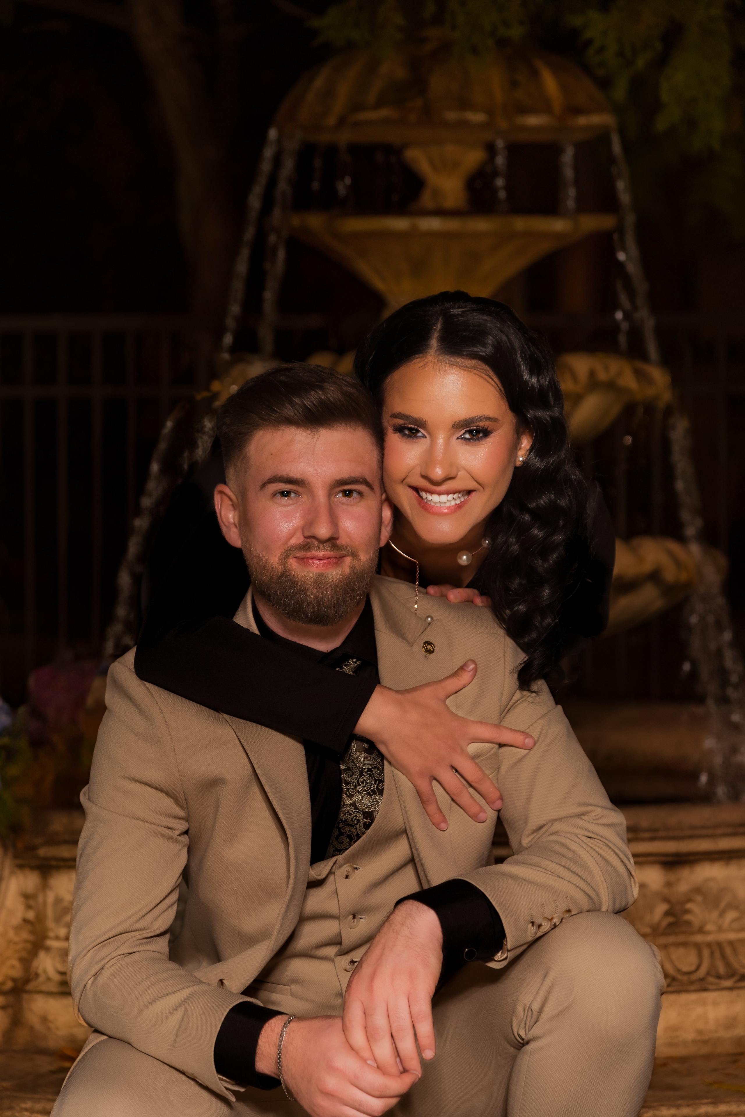 Couple. Hand for photos