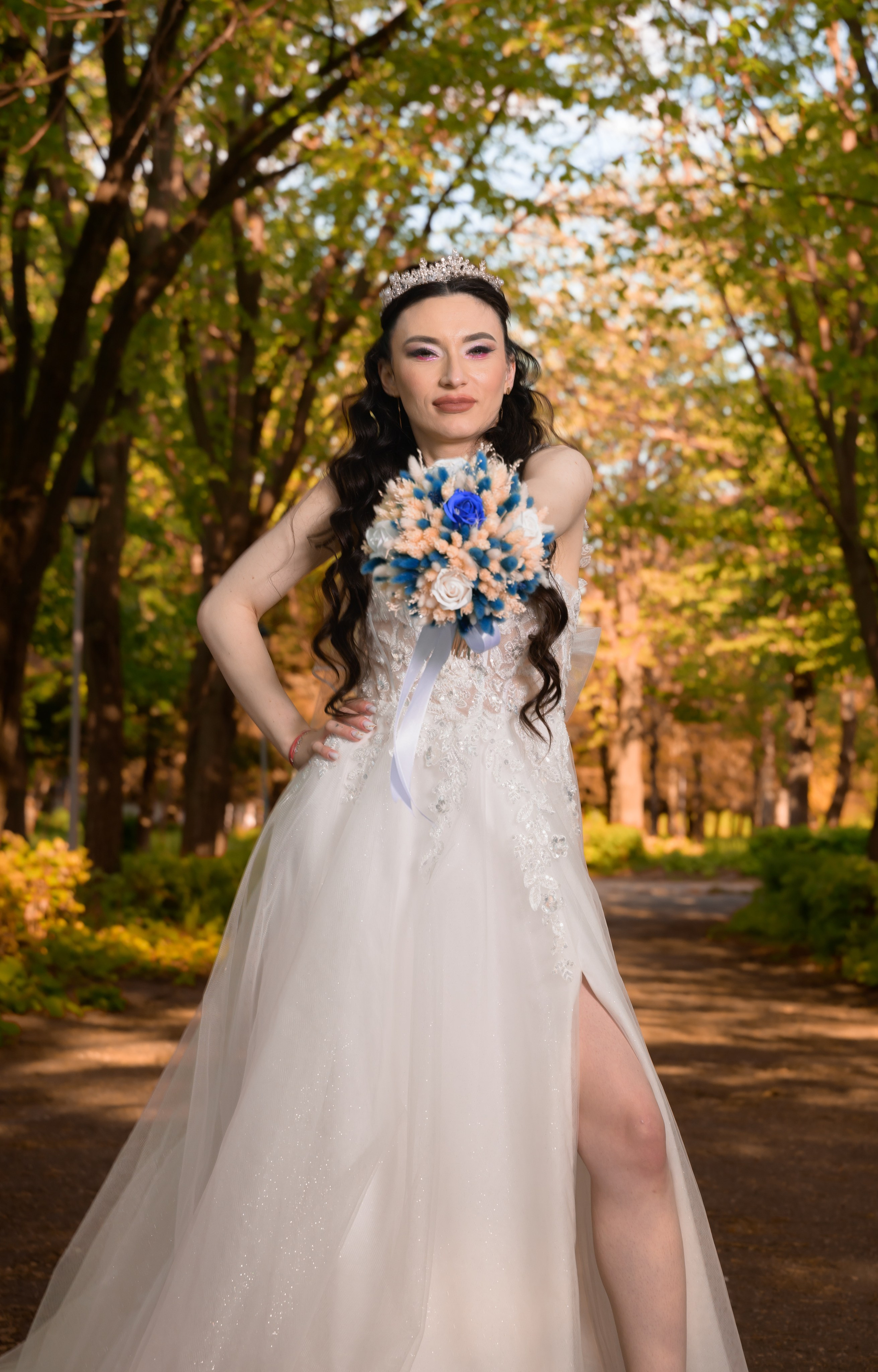 Wedding. Hand for photos