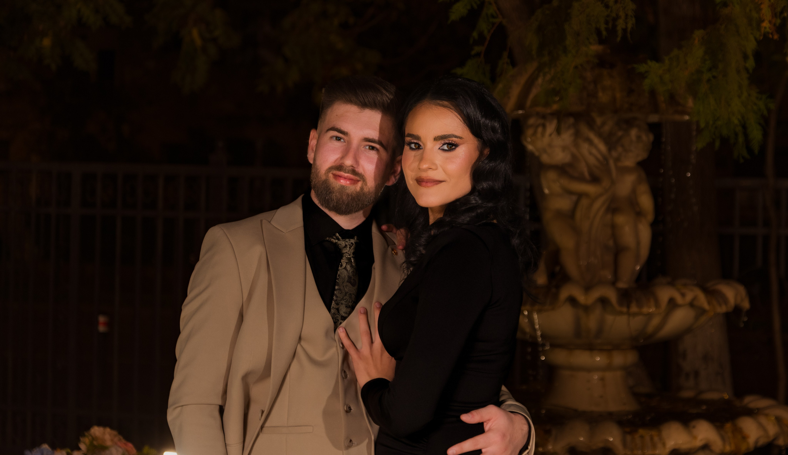 Couple. Hand for photos