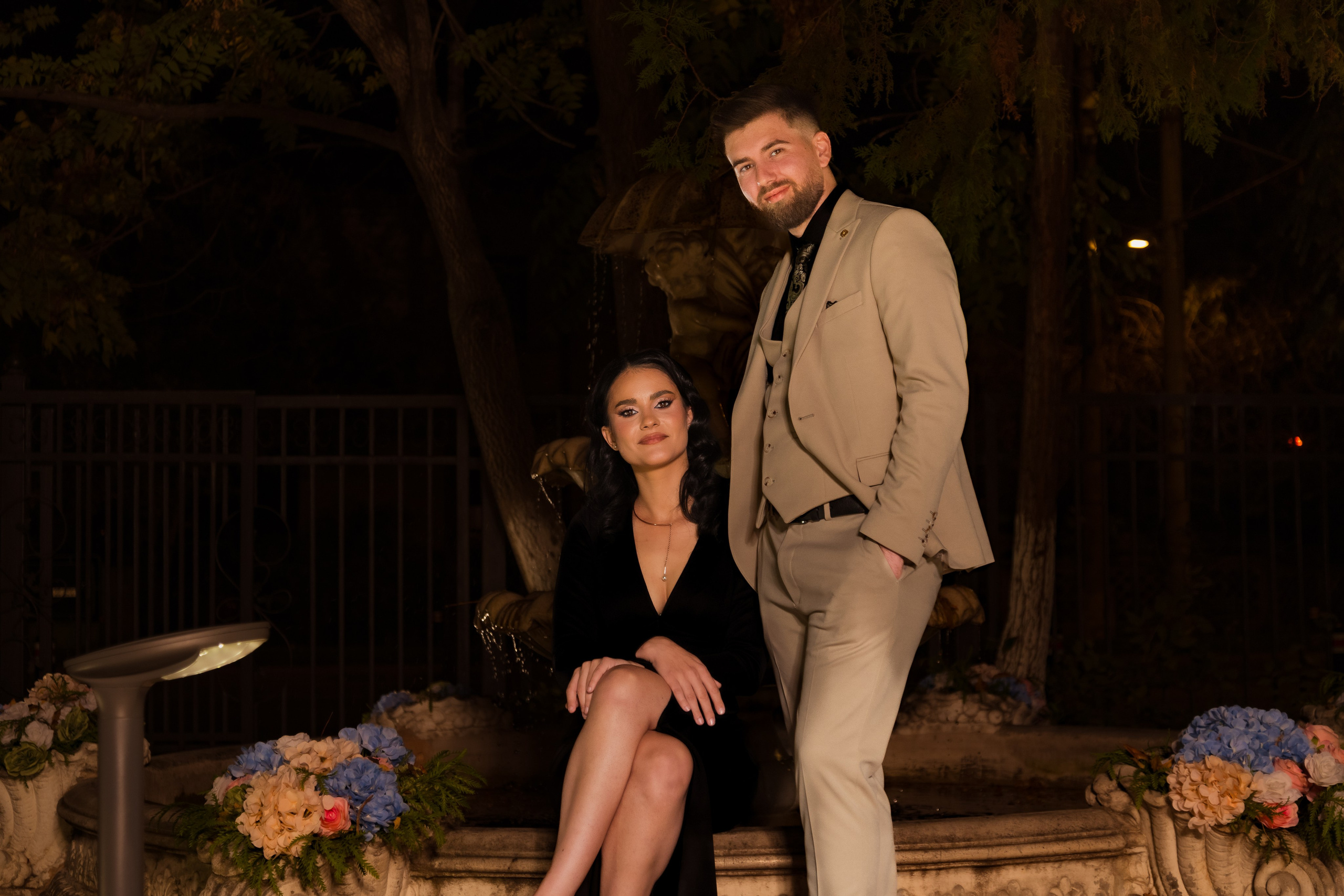 Couple. Hand for photos