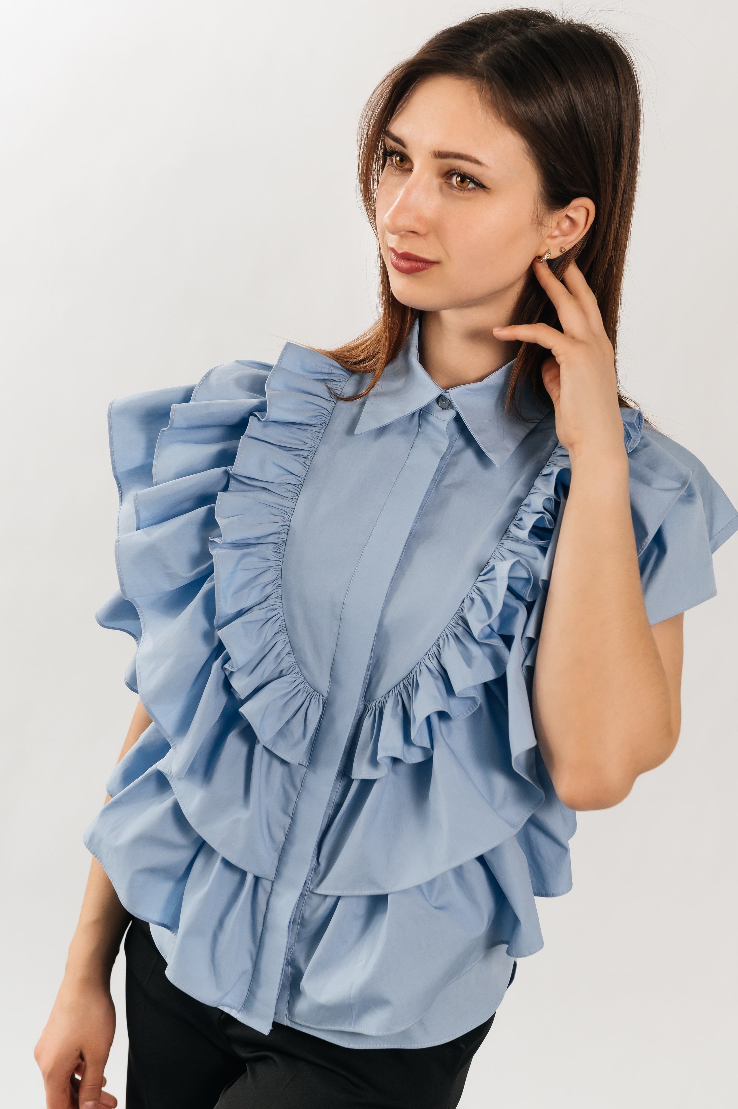 Bluză cu volane. Designer vestimentar: elaborarea, proiectarea și confectionare…