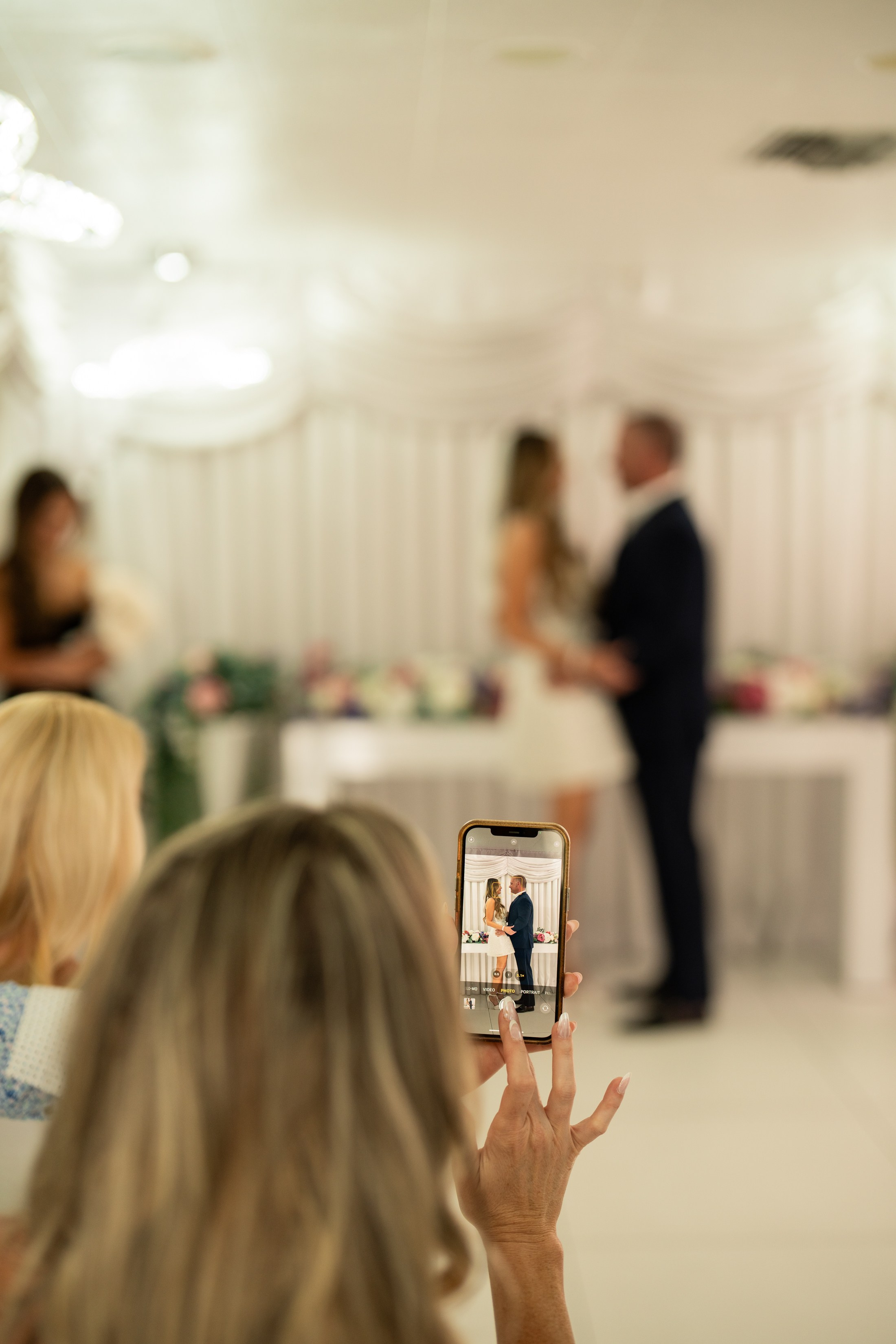 Jessica&Joey. Wedding & elopement photographer Viktoriya Kravtsov. Las Vegas