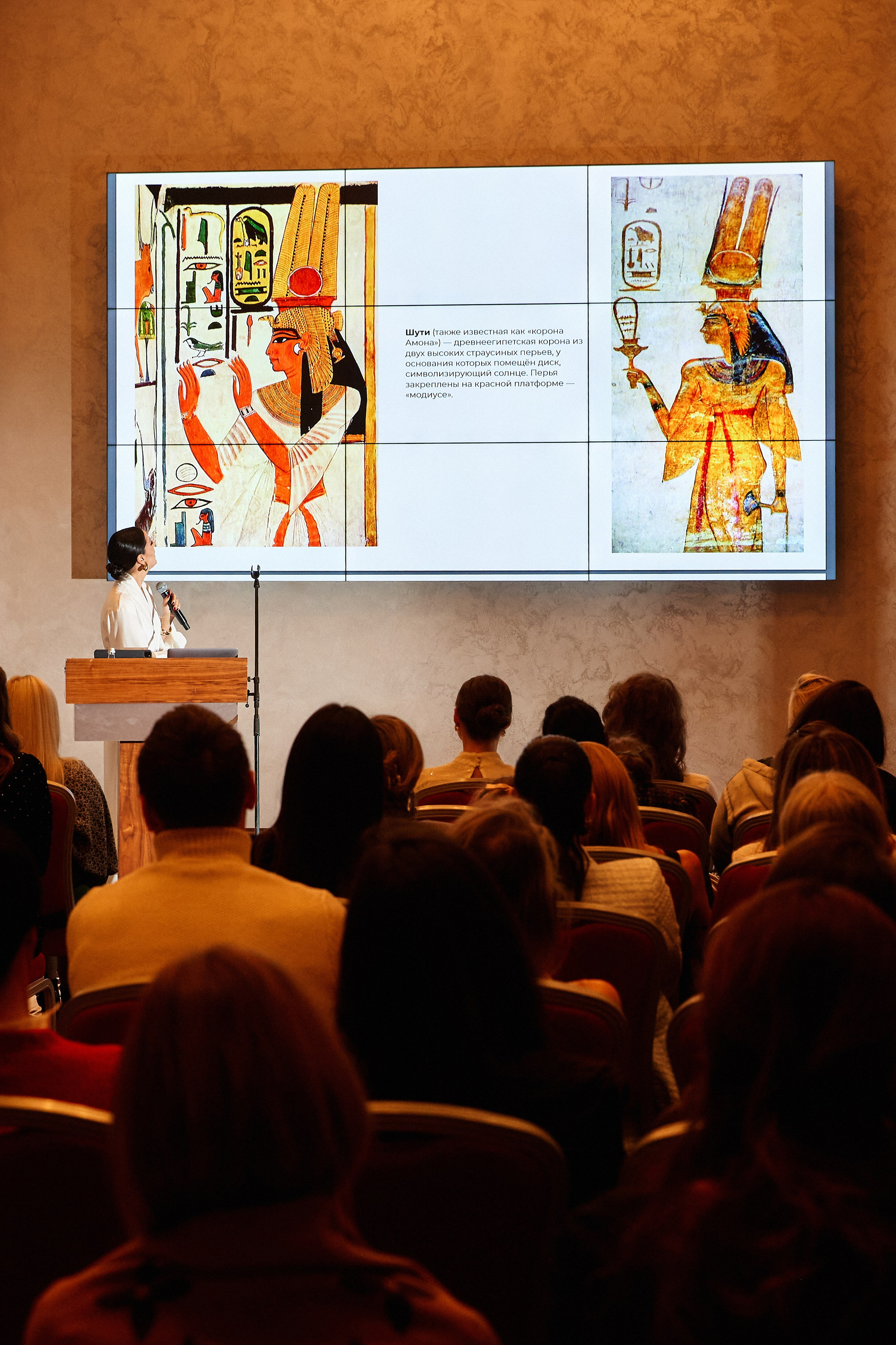 Conference by Daria Oskin. Destination wedding and fashion photographer in Riga Igor Davidovich