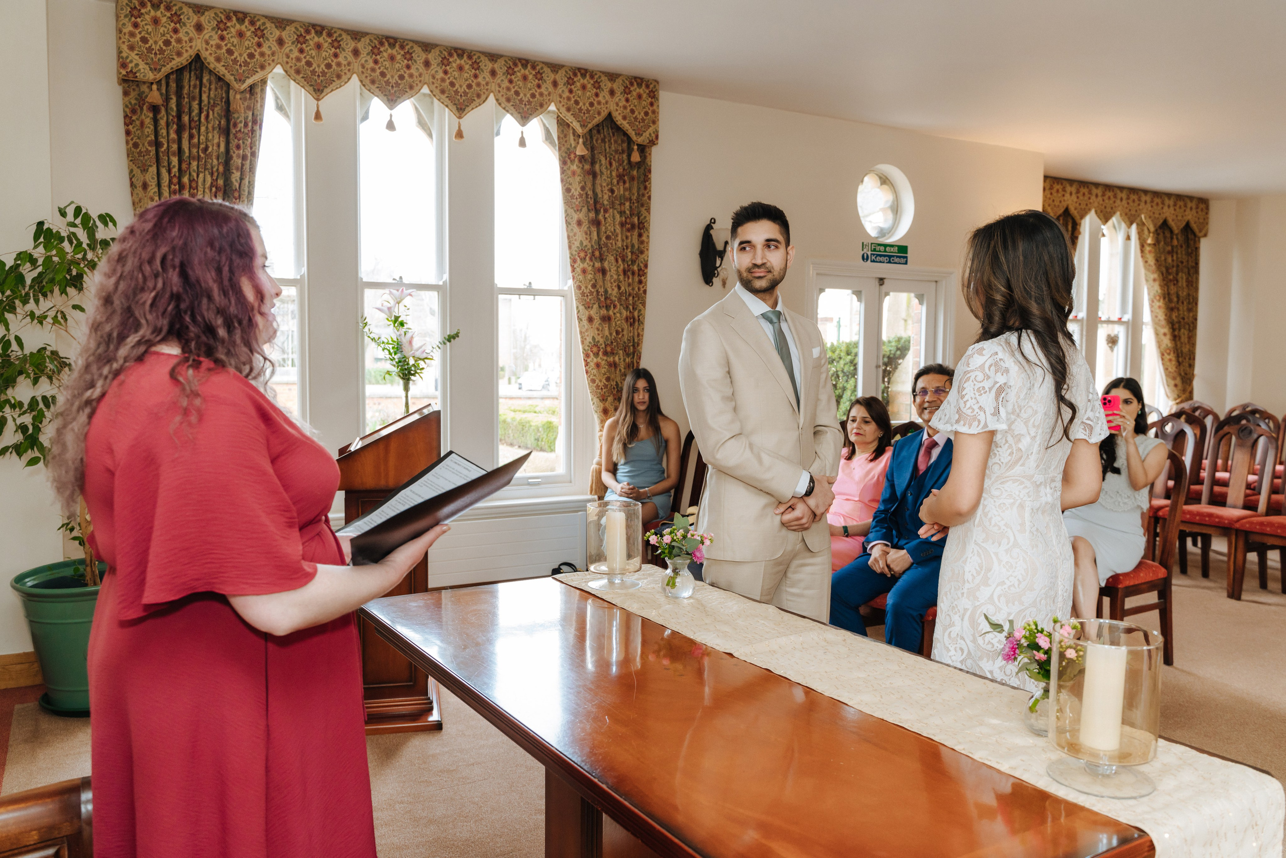 St Albans Register Office, St Albans Register Office wedding , St Albans, wedding in St Albans, civil ceremony in St Albans Register Office, small wedding, photographer for small wedding in St Albans Register Office