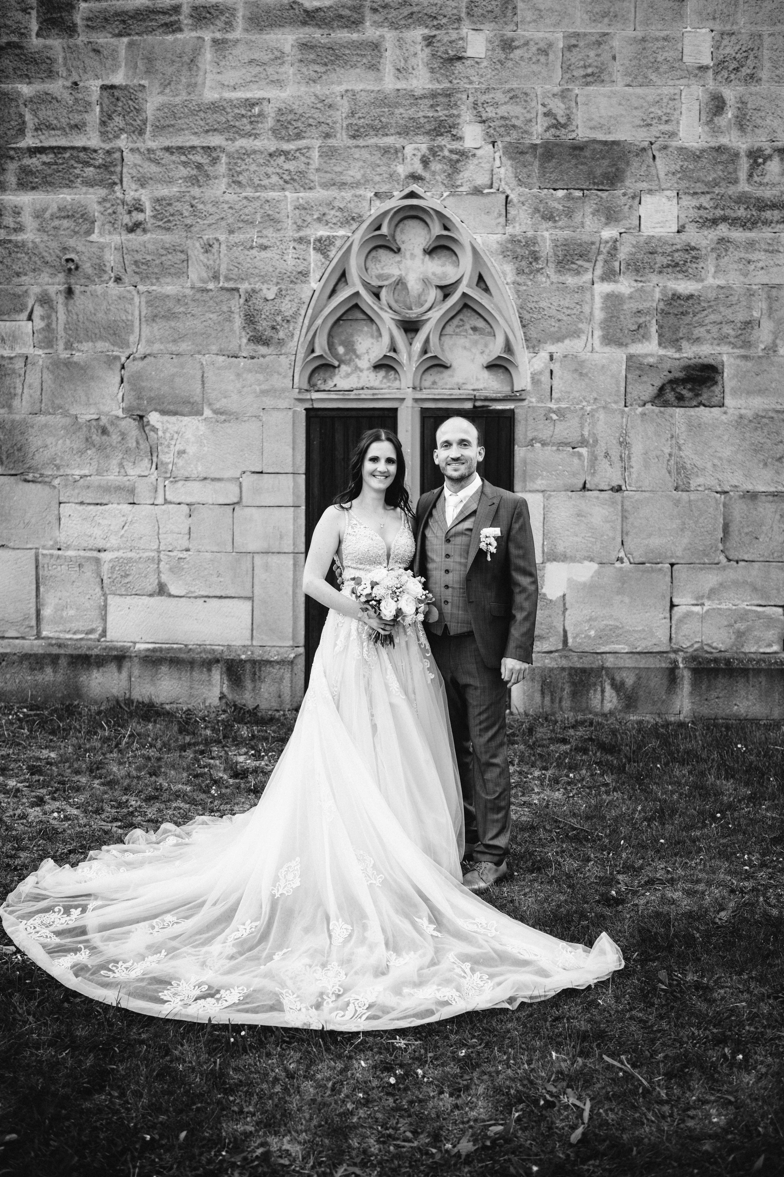 Hochzeit von Karoline & Martin im Hofgut Domäne Hechingen | GentleFrame Hochzeitsfotografie. Authentische, emotionale, zeitlose Hochzeitsfotografie aus Albstadt