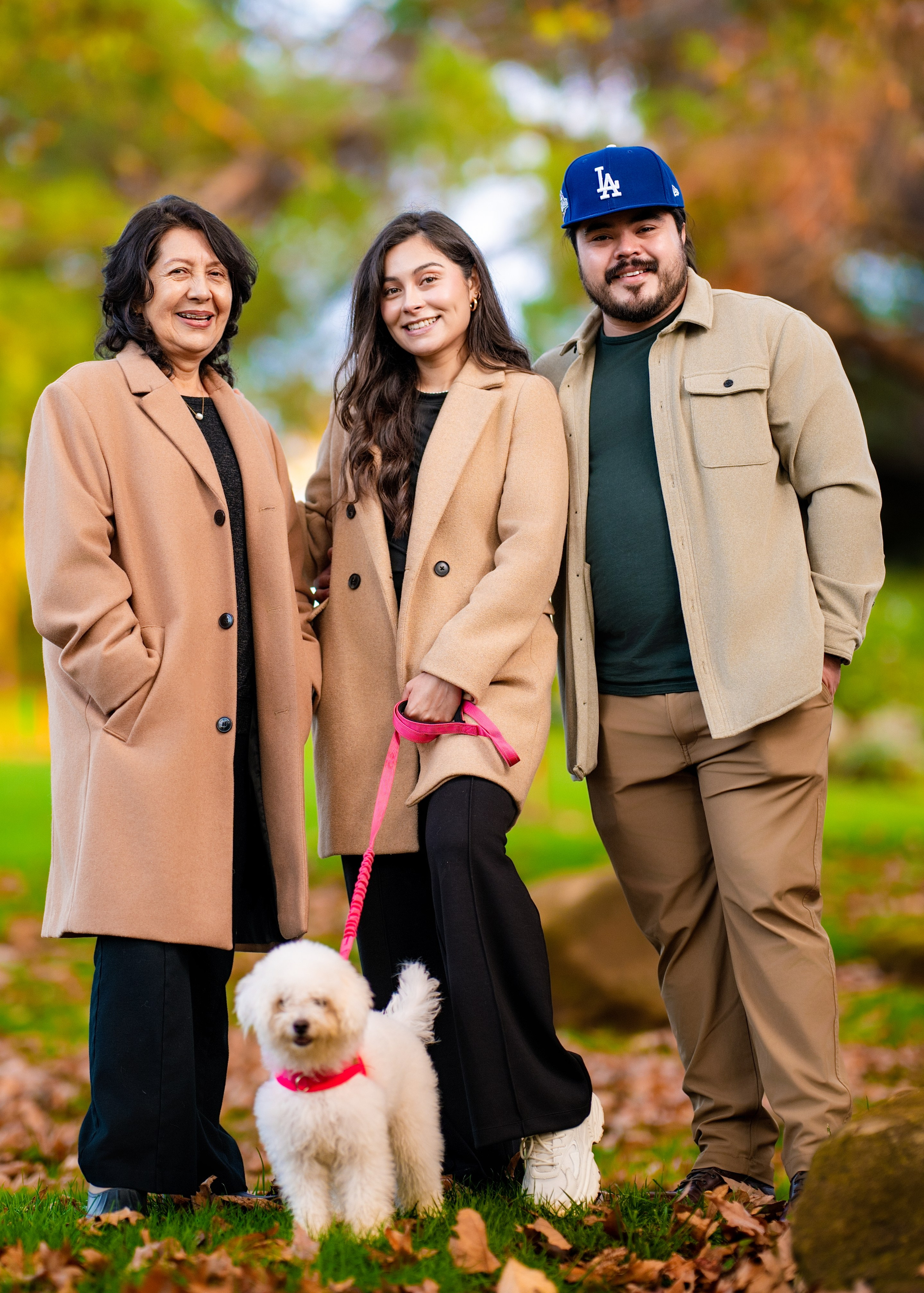 Outdoor Portraits. Www.jomcstudio.com