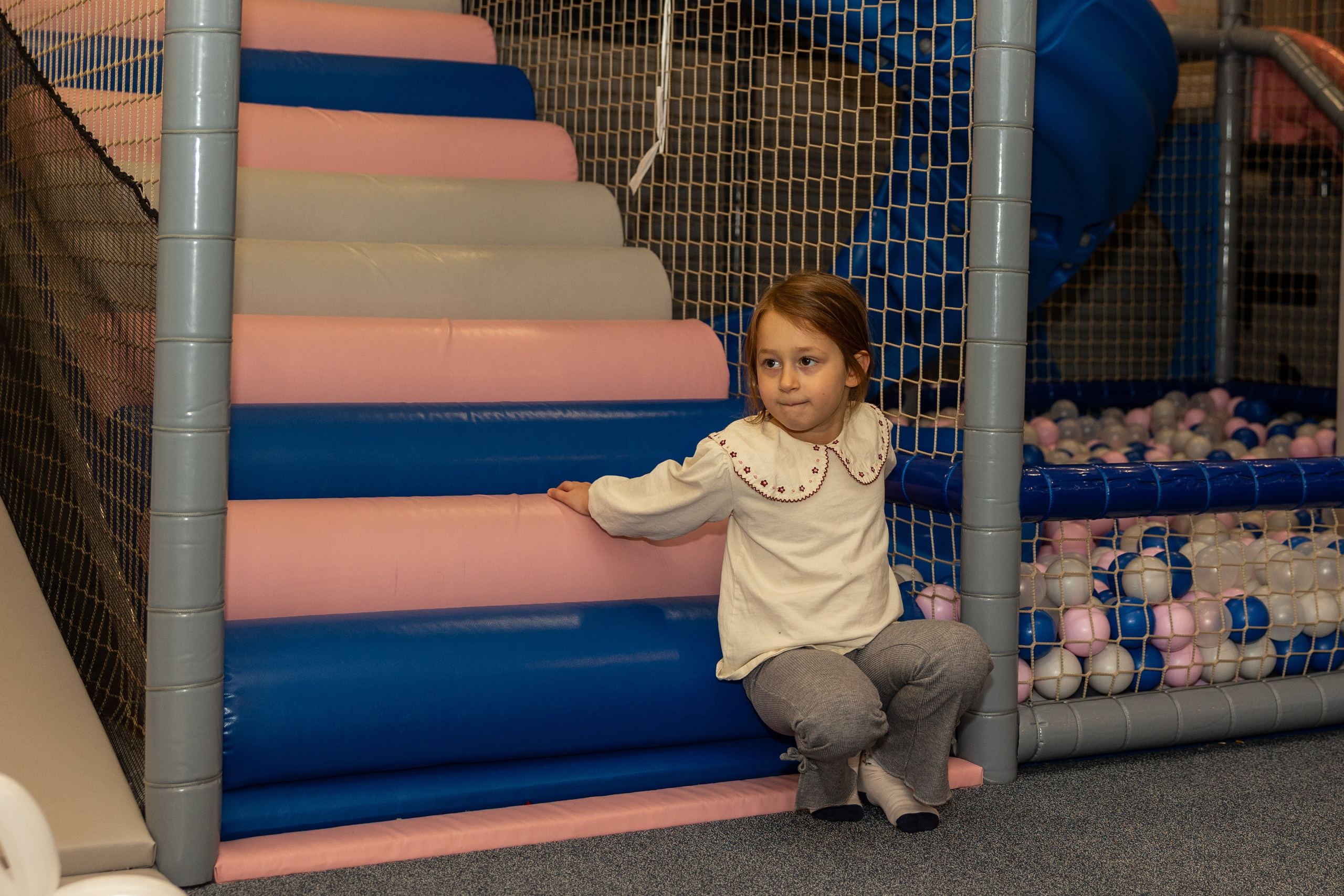 День рождения Артёма 24 января 2026 года. Семейный и детский фотограф в Варшаве Мила Бобровская