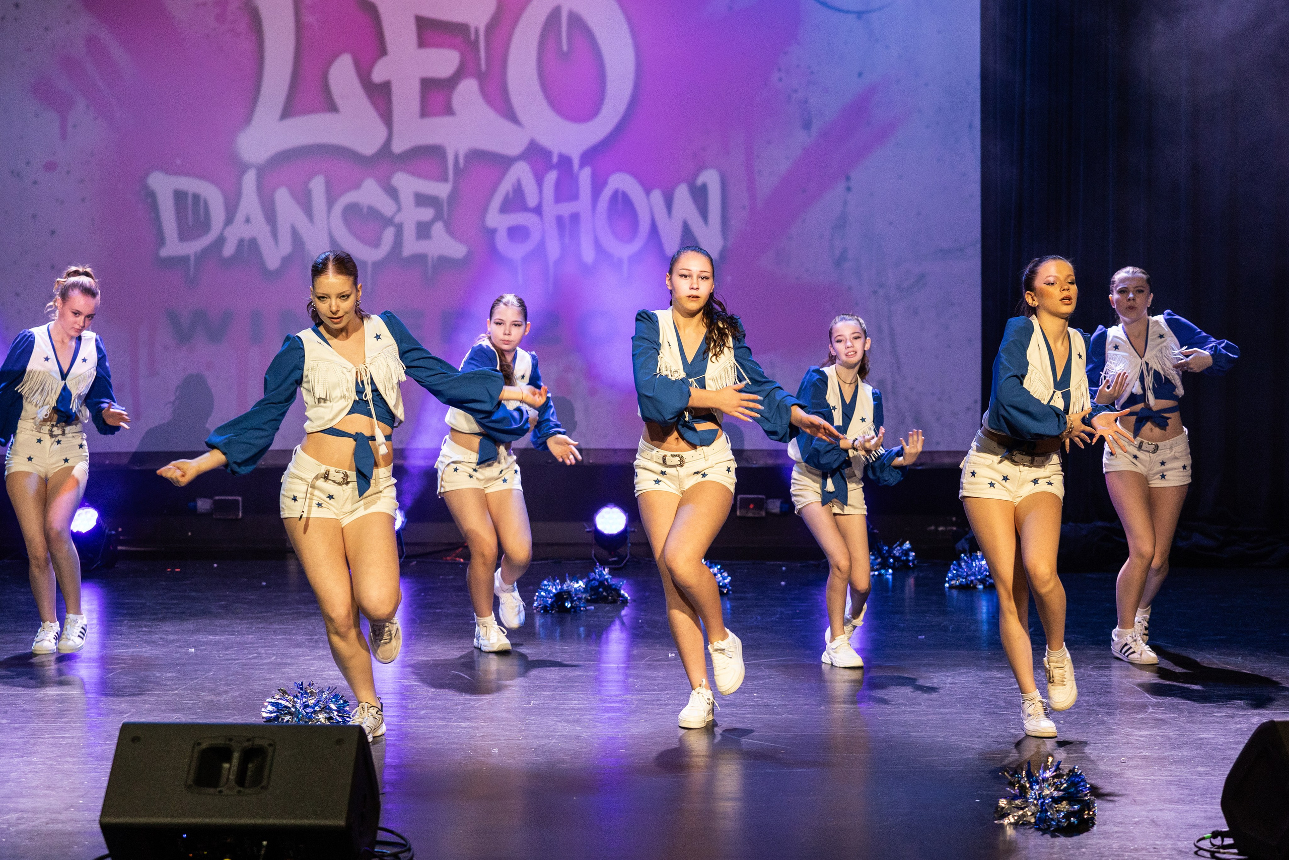 LEO DANCE SHOW WINTER 2025. Семейный и детский фотограф в Варшаве Мила Бобровская