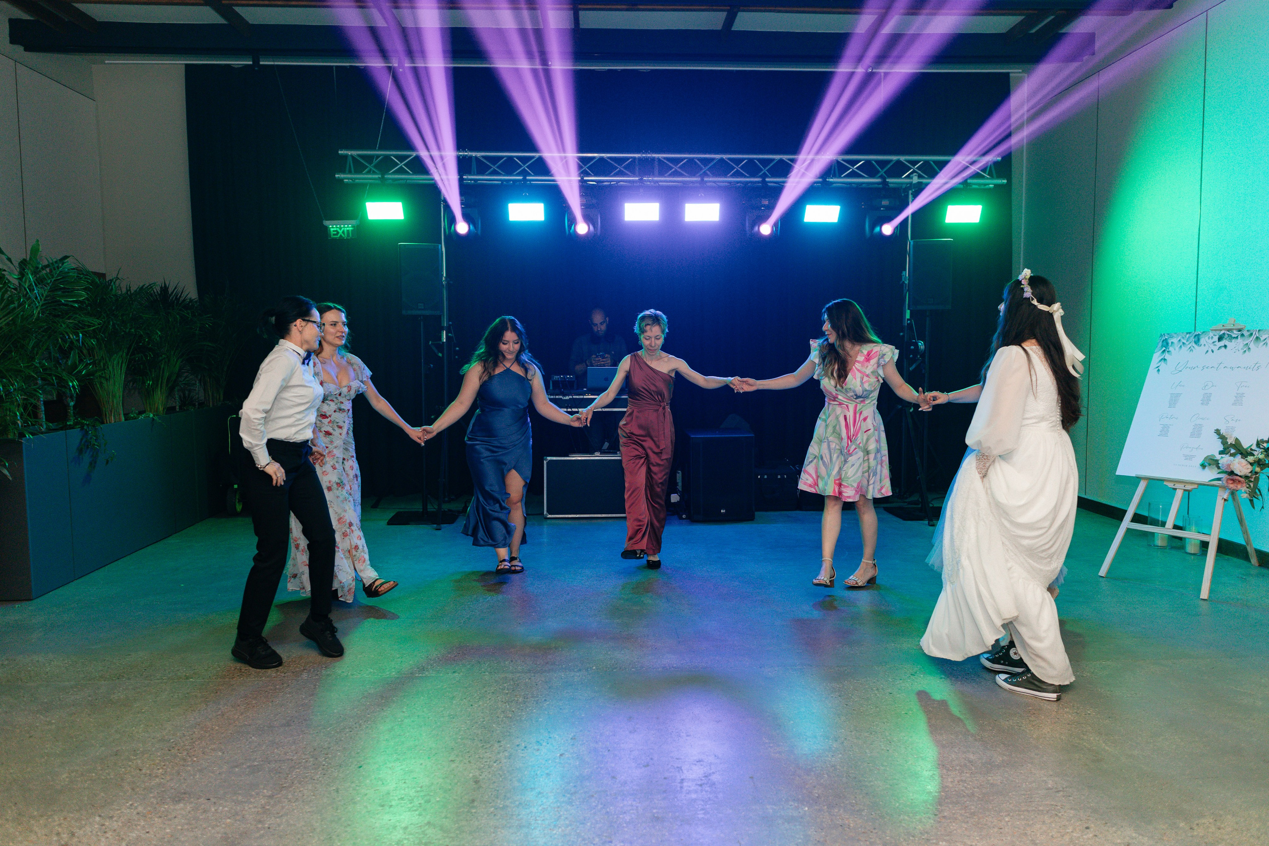 Flori & Cosmin. Main