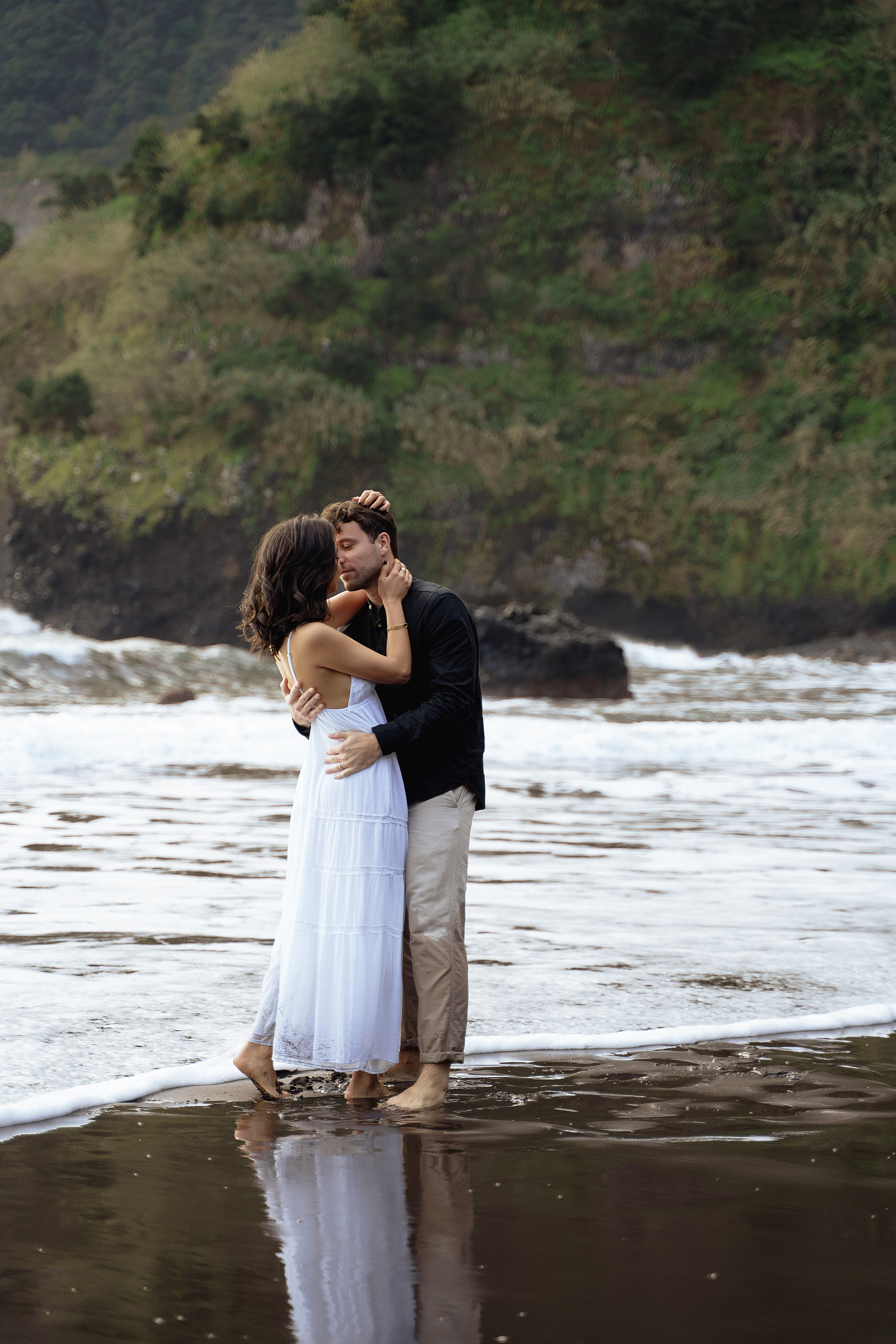 Morning Love Story Photoshoot on Seixal Beach | Madeira Photographer. Your photographer in Madeira