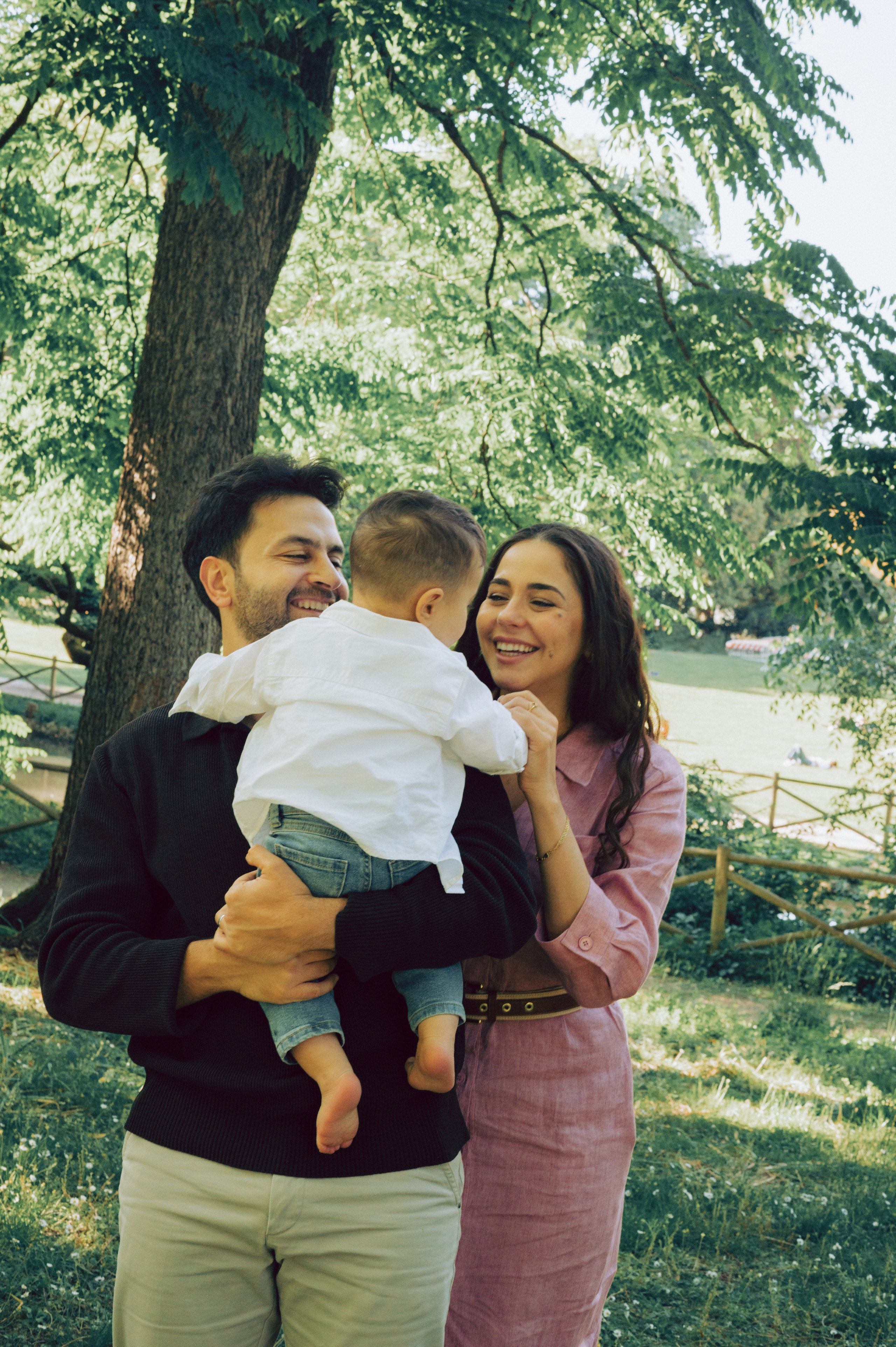 Nassib Maryam & Alexander in Milan. AnaMilanoFoto | Couple & Wedding Photographer in Milan