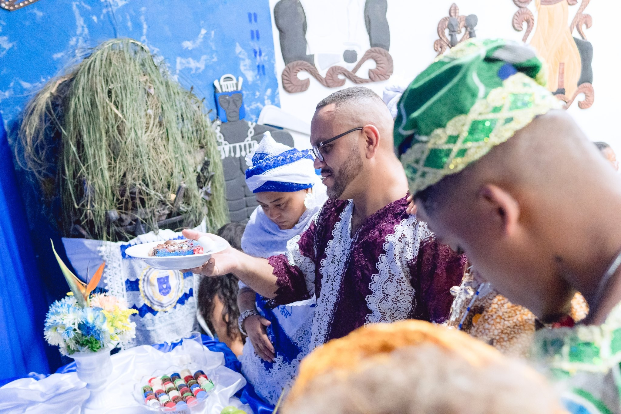 Saída Ìyá Tebeṣé Fernanda e Àjọ̀dún Ògún. Aladá Produções