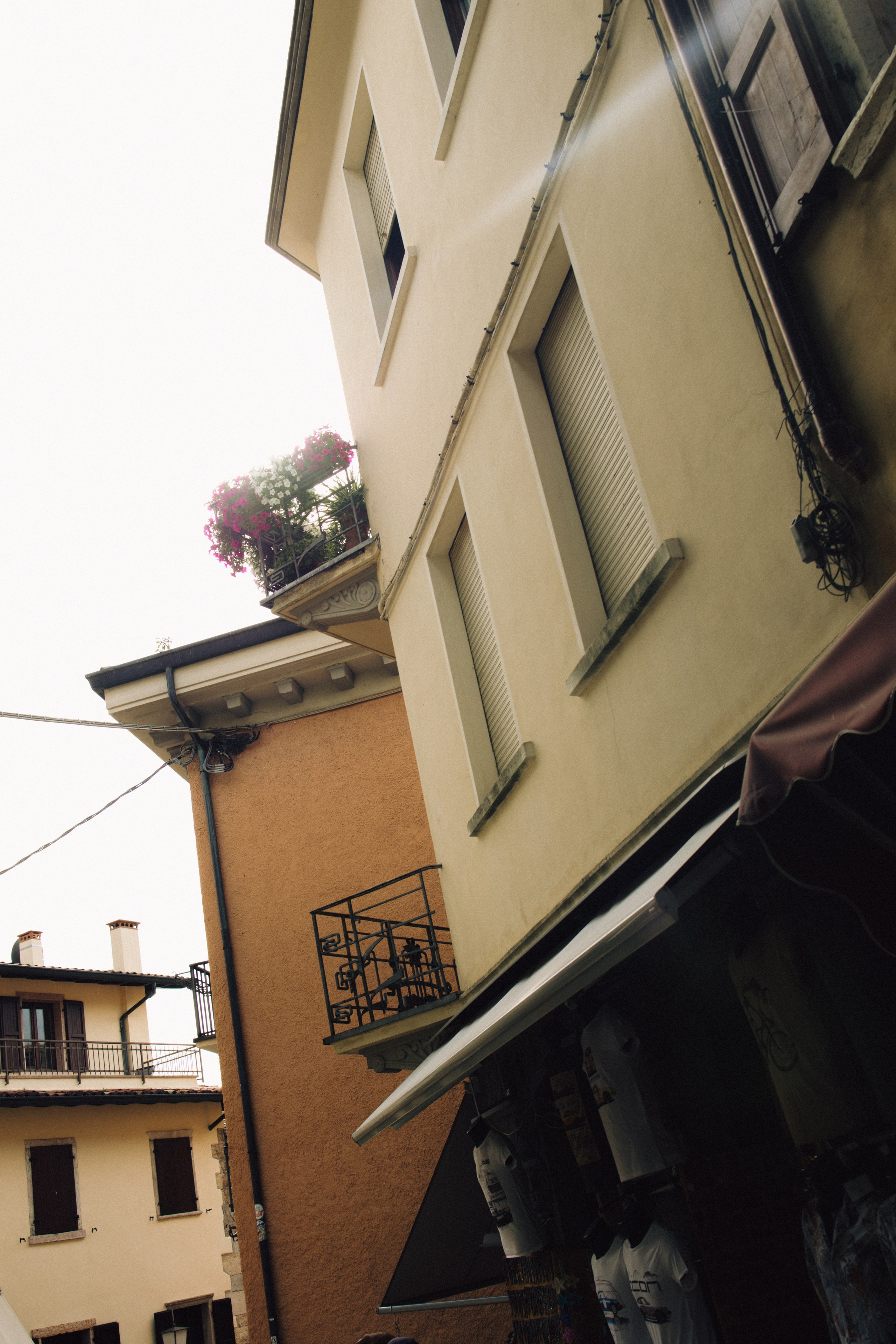 Wedding at Lake Garda in Limone sul Garda and Malcesine, Italy — Sofia and Egor. Liza Bizzaro — Italy Wedding, Love Story & Portrait Photographer in Milan, Turin, Piedmont and Across Italy