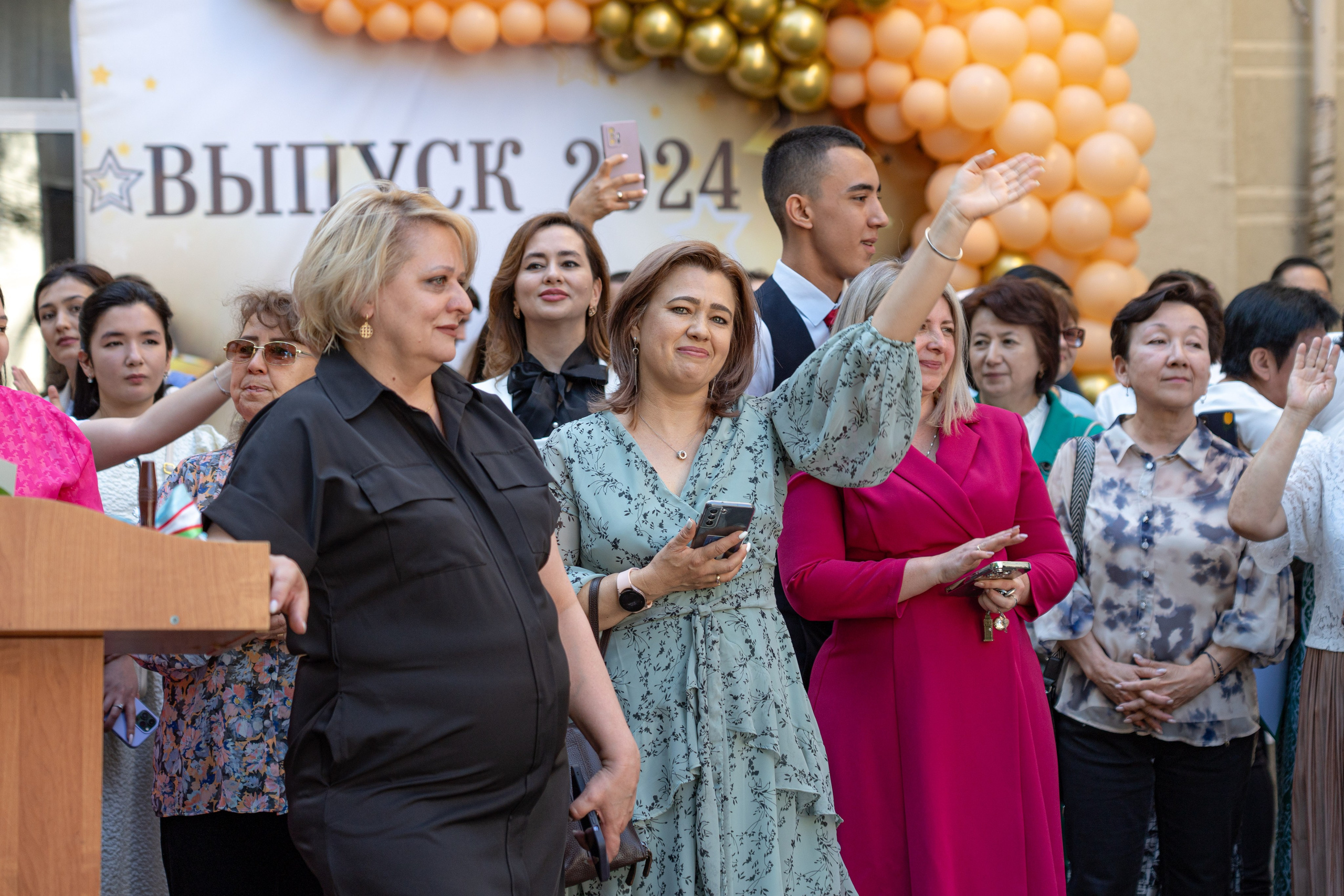 «Последний звонок» в школах Ташкента. Георгий Намазов | Фотограф в Ташкенте