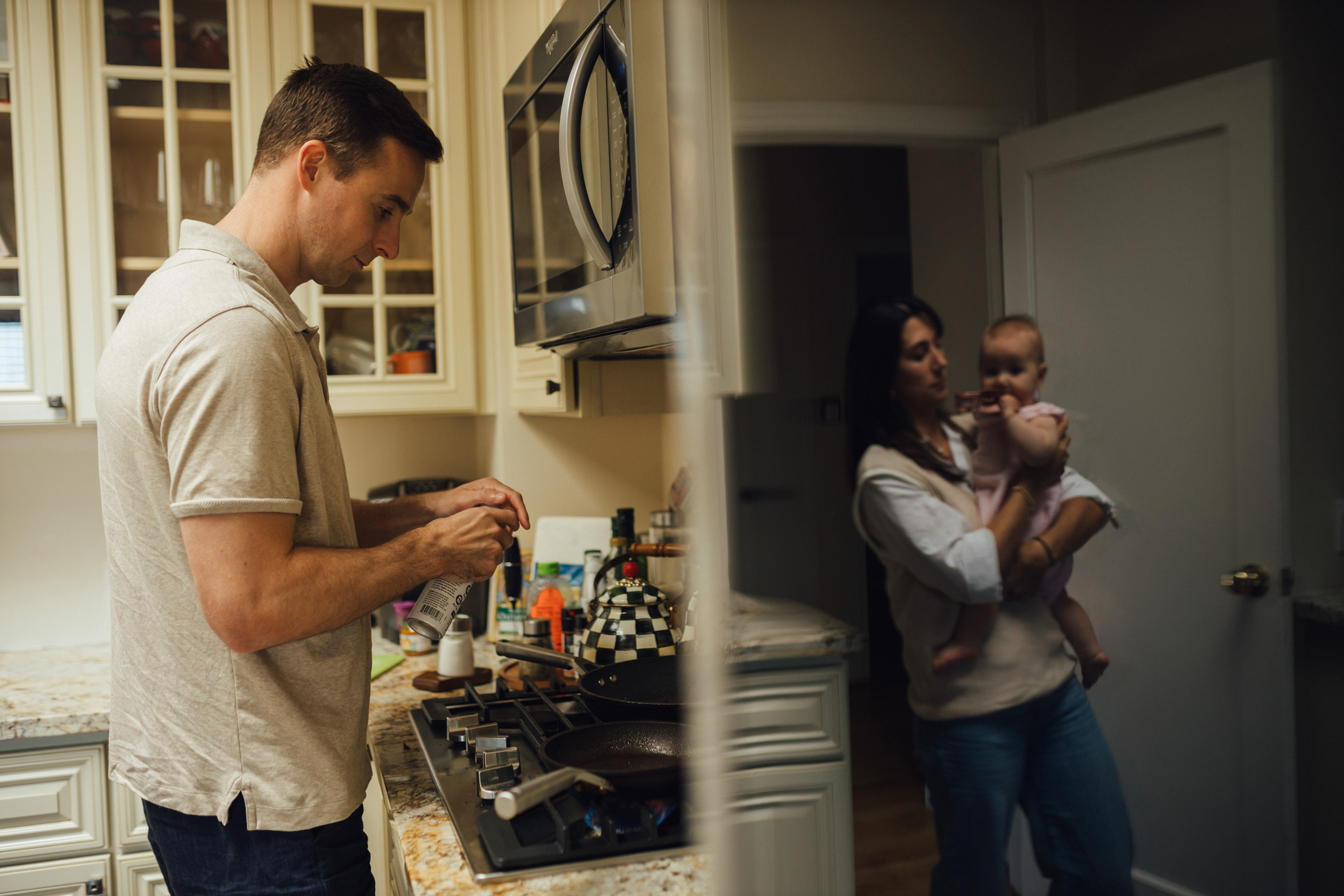 Home Photo Session. Maternity, newborn photographer in the Bay Area|Iryna Rakivnenko