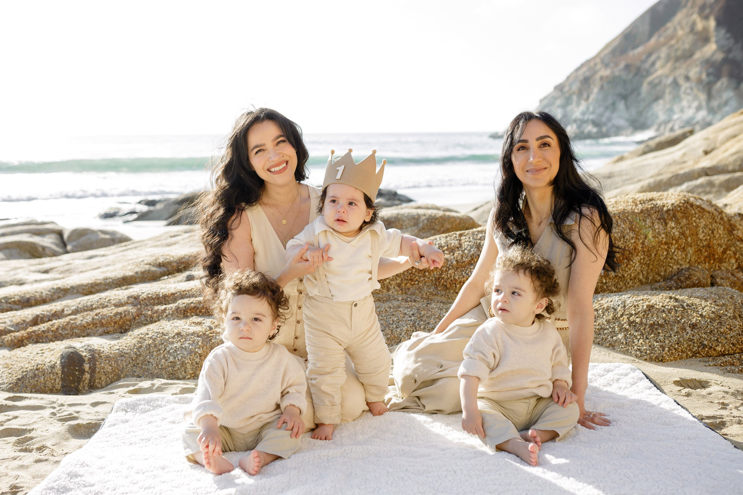 Bay Area Extended Family Photo session. Maternity, newborn photographer in the Bay Area|Iryna Rakivnenko