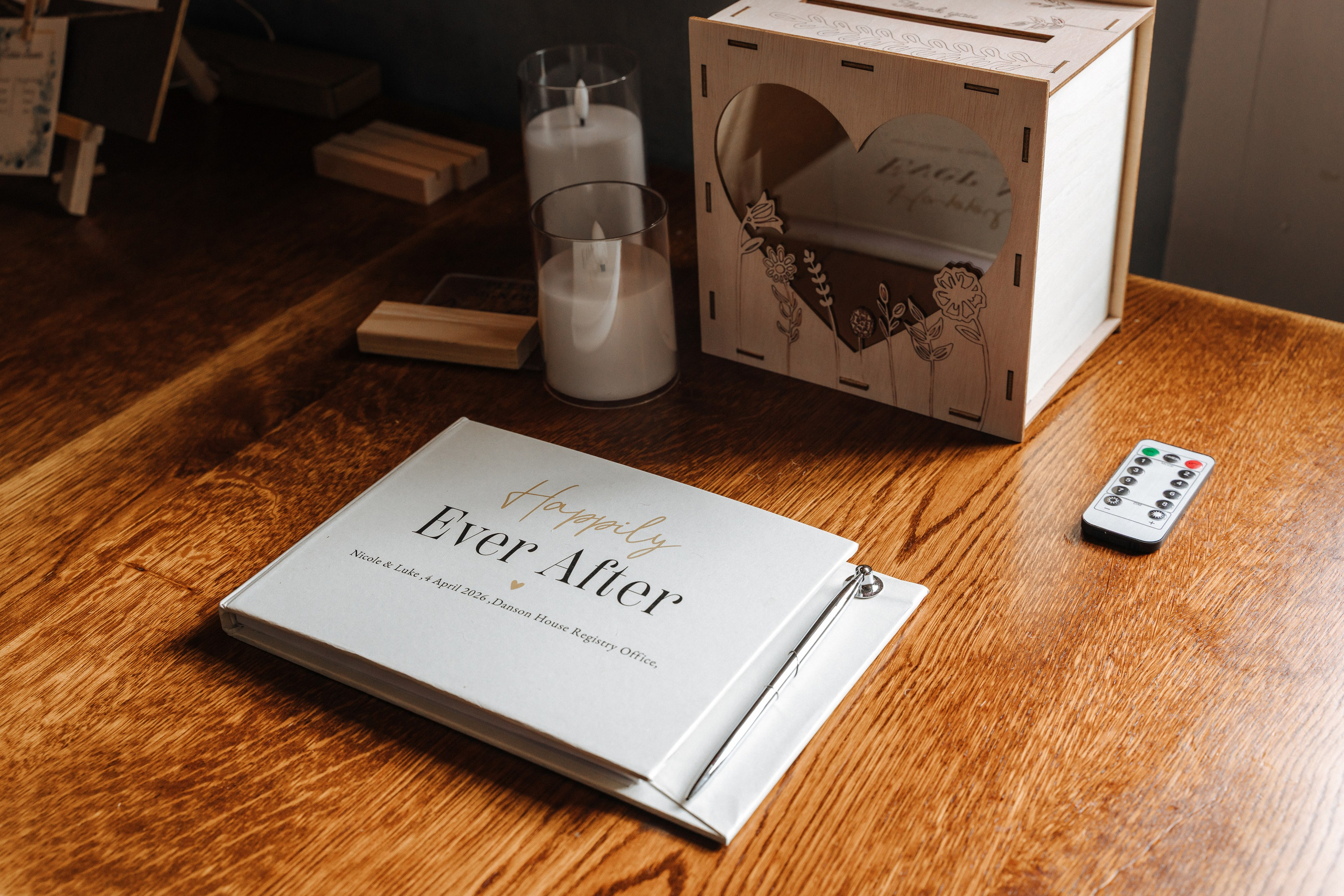 Luke and Nicola’s wedding at Danson House. Photographer in England Ekaterina Romanova