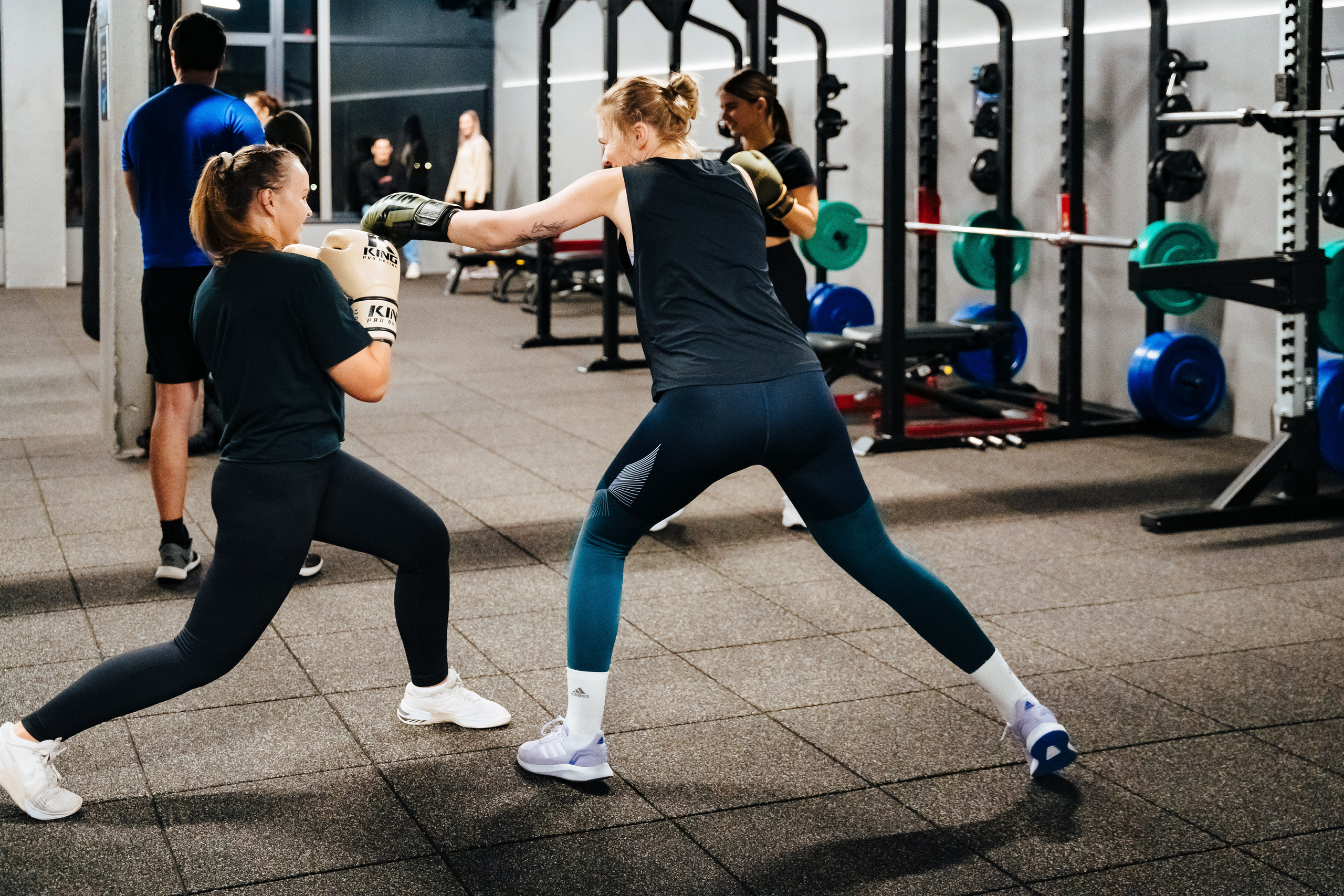 Gym+ Muay Thai. OnePIXEL