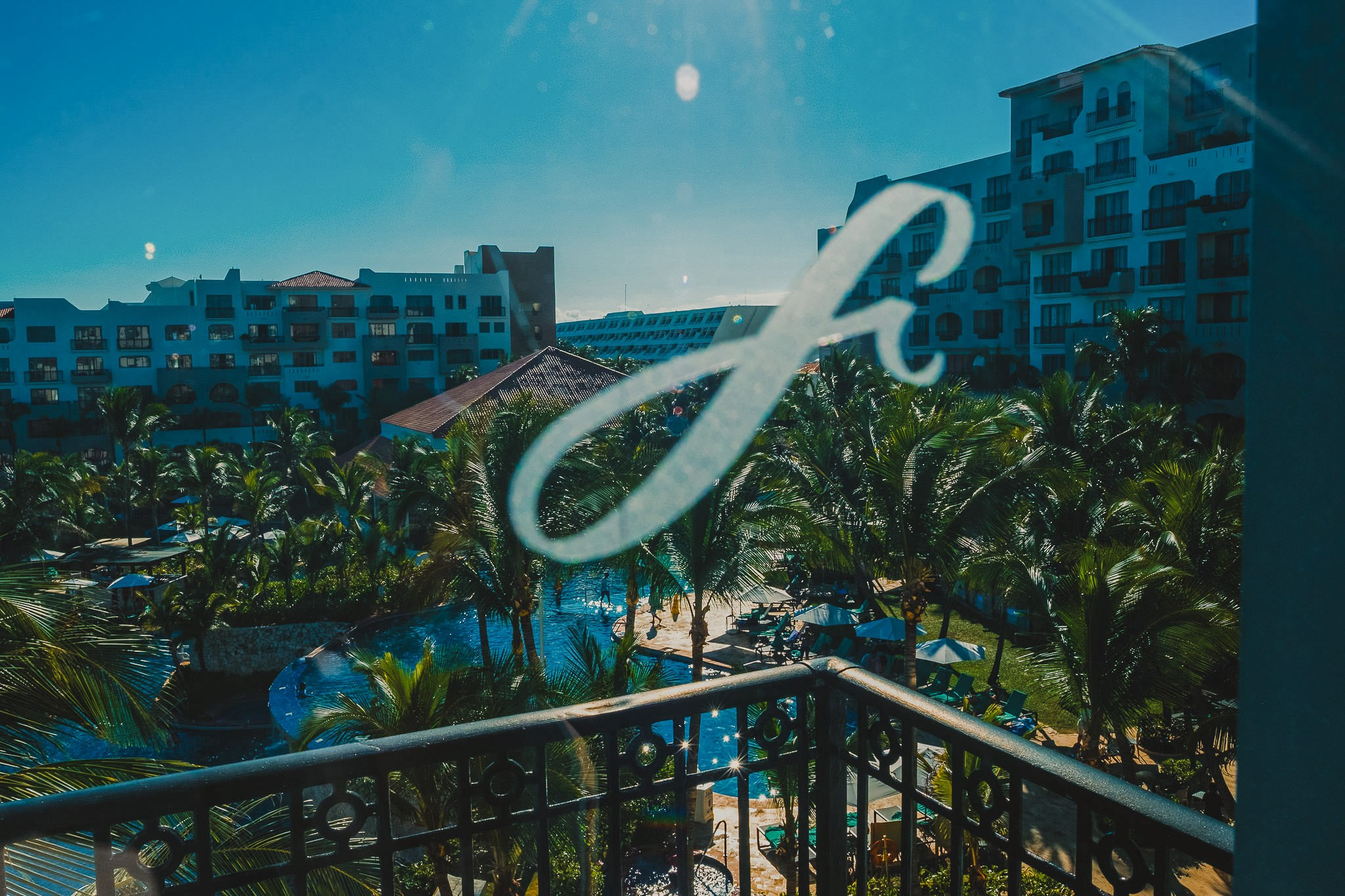 Jess & Juan / Cancun. Wedding and family photographer in Mexico City