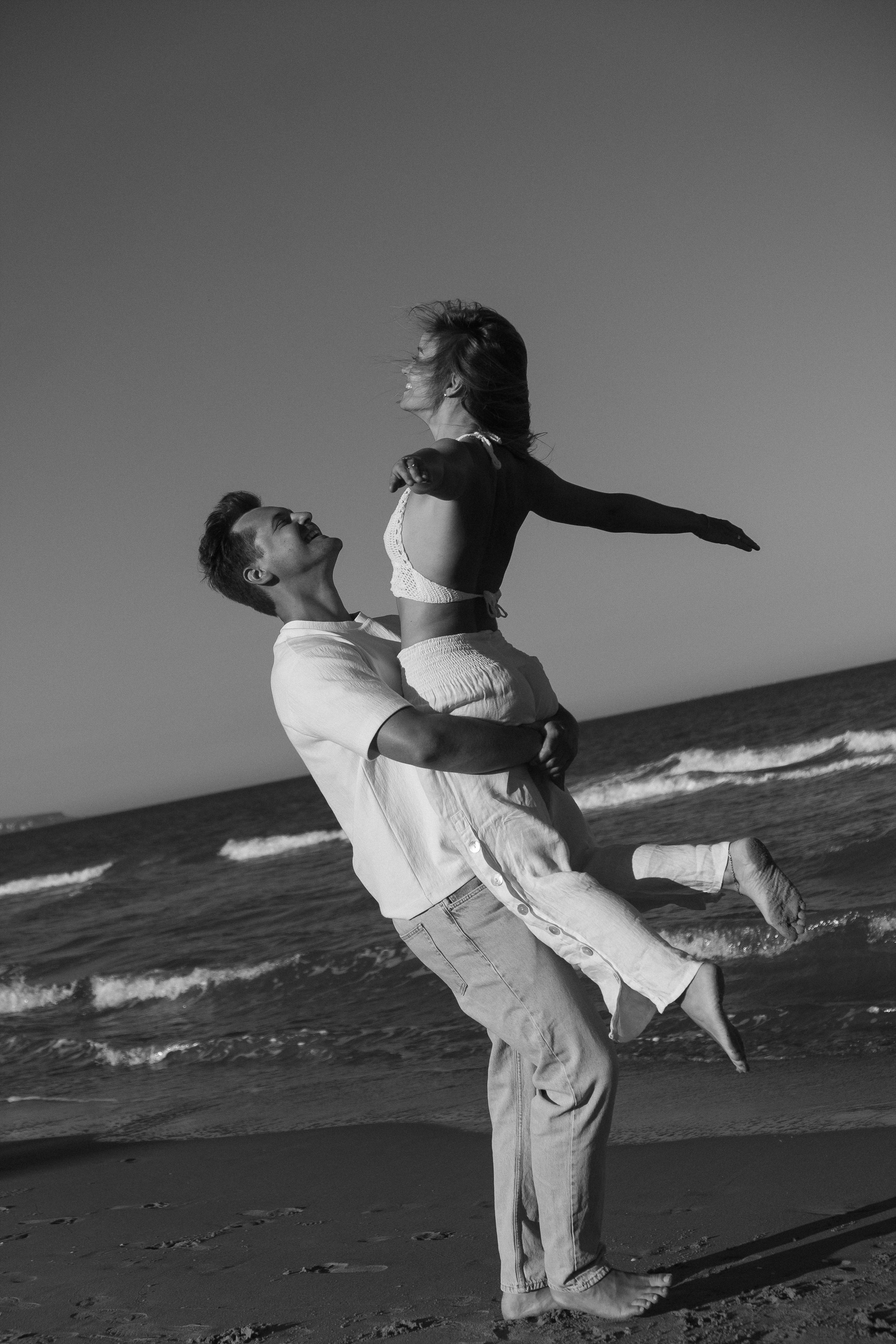Love Story at Sunset in Torrevieja and Alicante | Romantic Photoshoot by Andrey Lukovnikov