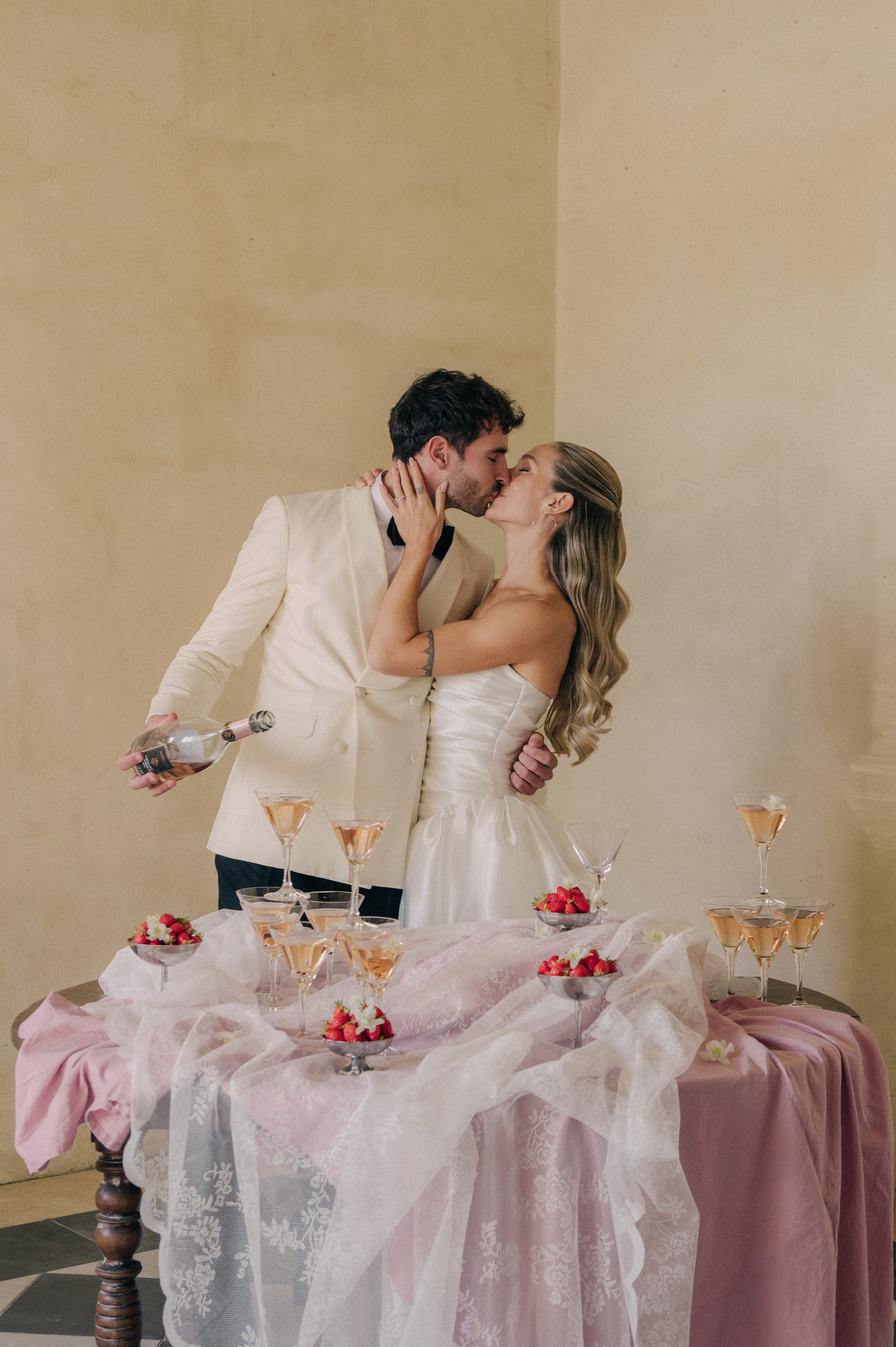 Paula and Tony. Wedding and commercial photographer