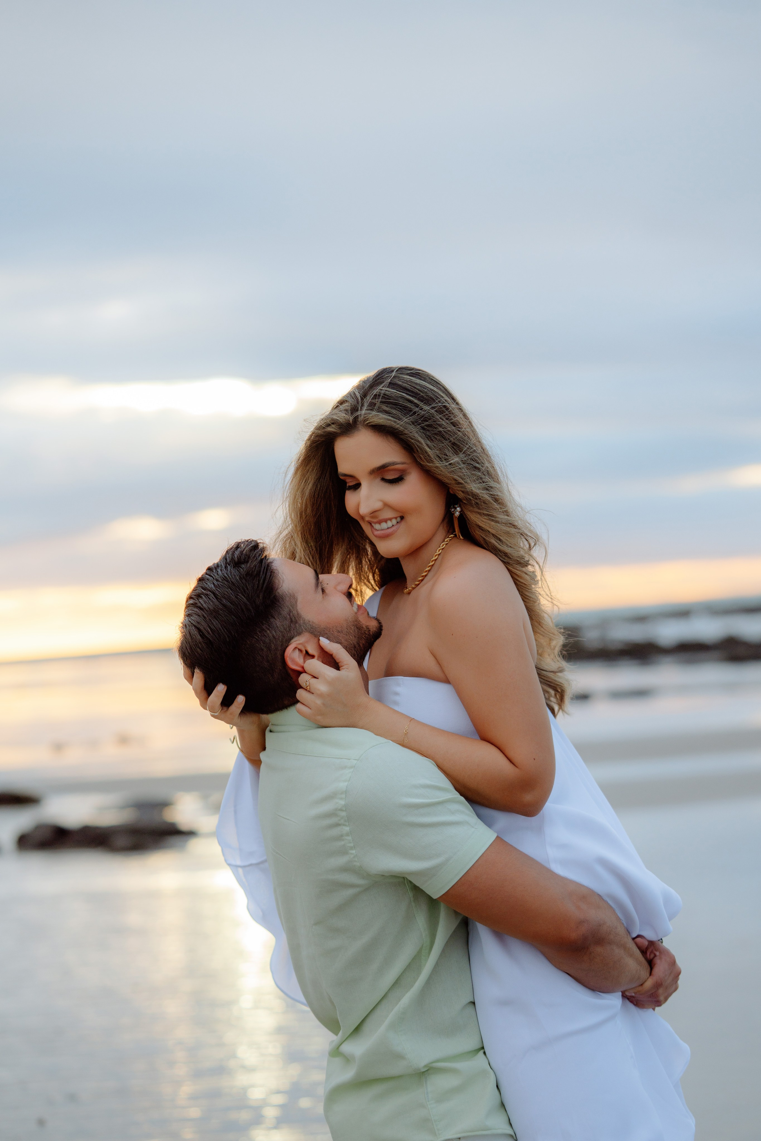 Raquel e Andrey. Luz suave, direção leve e fotos que captam quem realmente você é