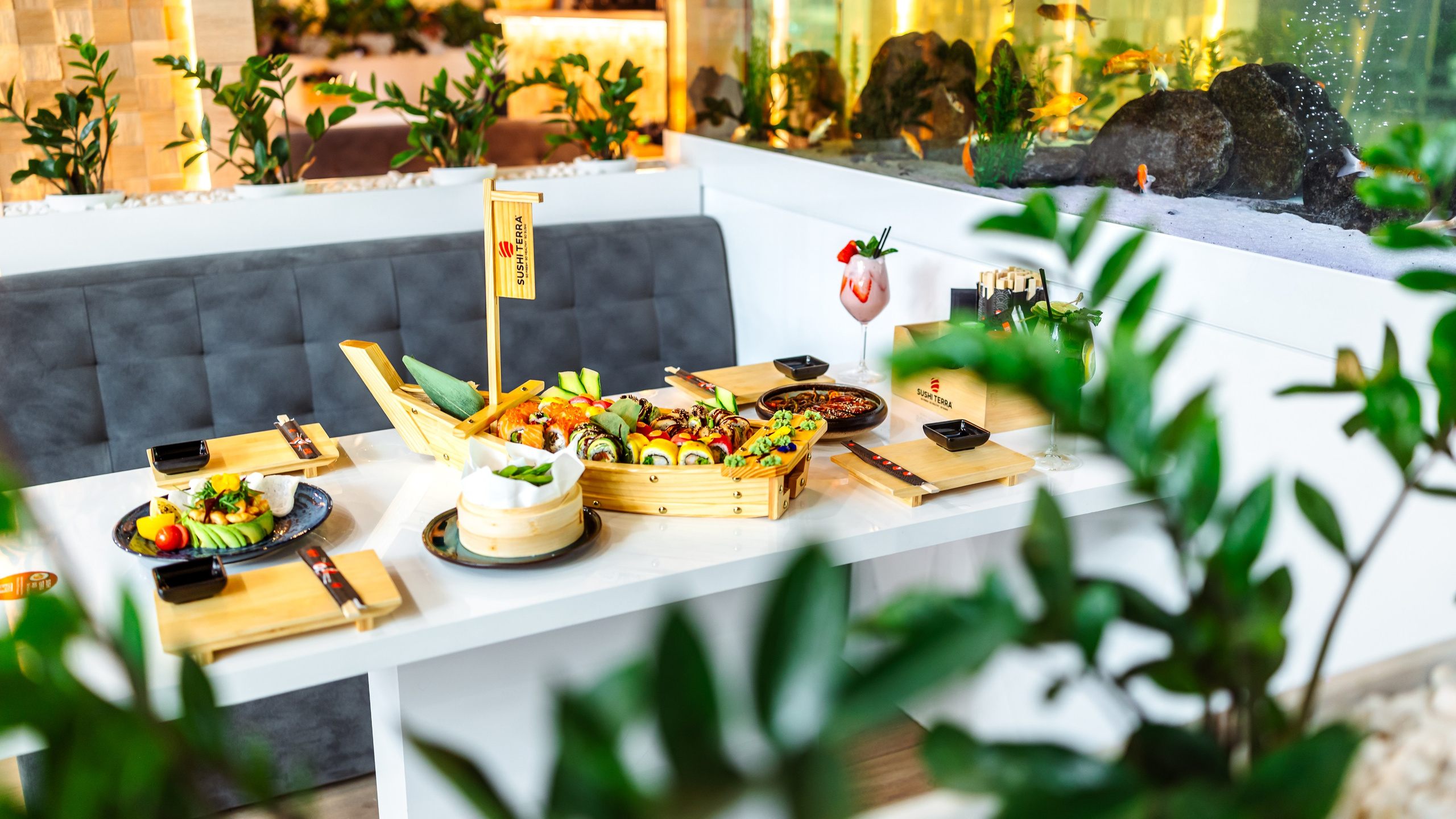Sushi Terra. Marius Ciocan