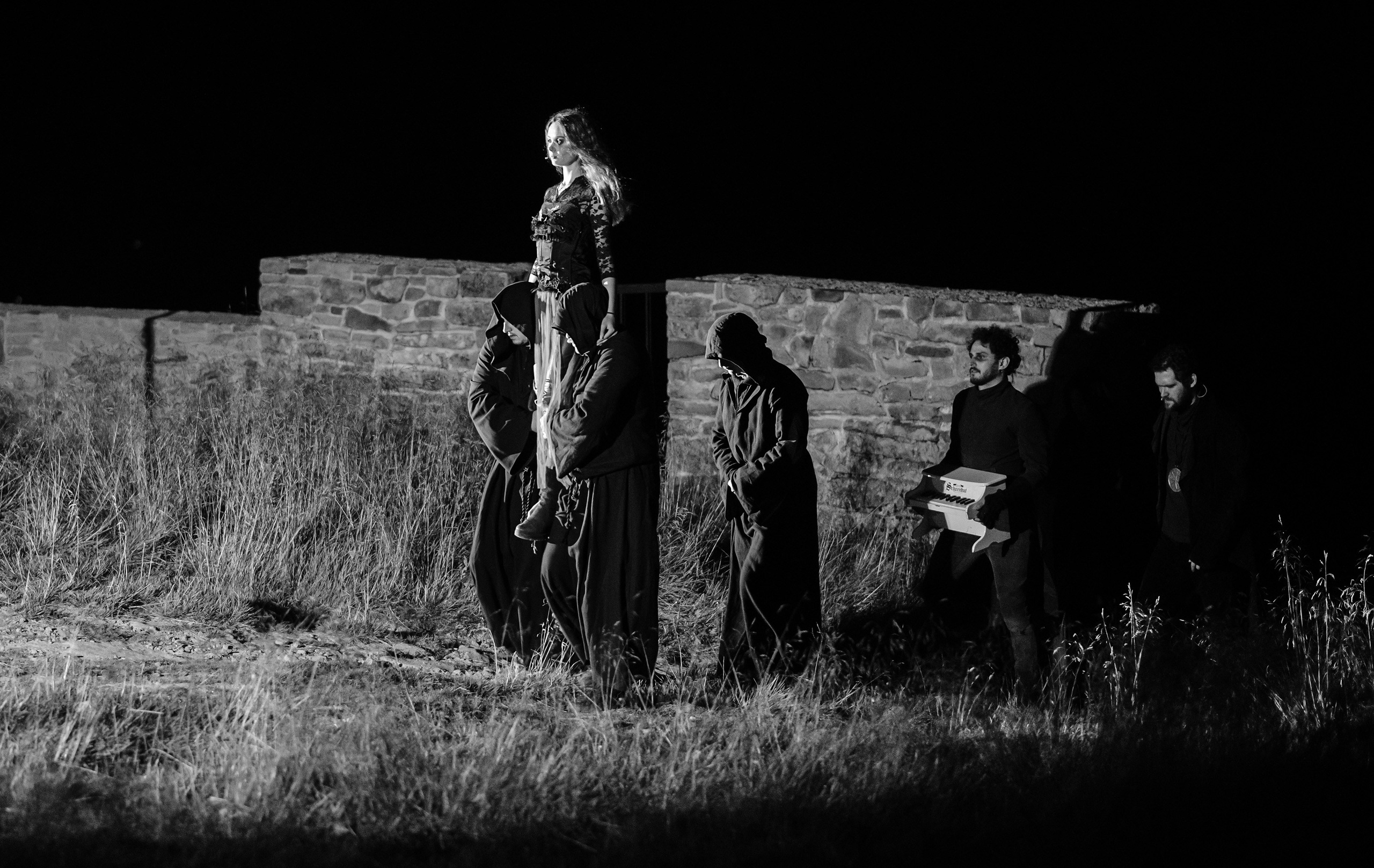 Неоопера-жах «HAMLET» Вільяма Шекспіра. Піп-Іван. Весільний та портретний фотограф Кизим Арсен