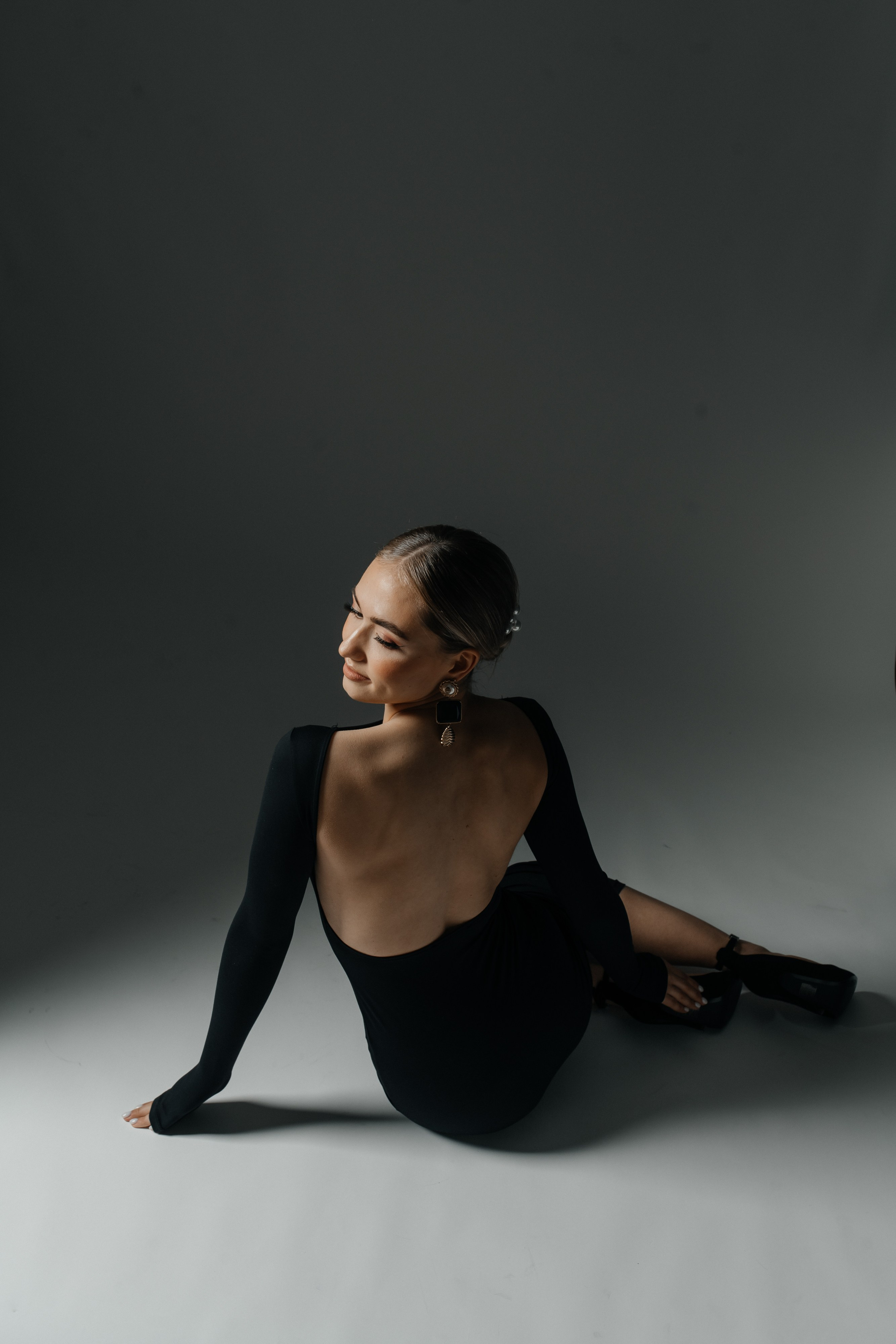 Fashion-Fotoshooting – Kreative und stilvolle Modefotografie von Anna Saribekyan. Anna Saribekyan – Beste Hochzeitsfotografin in Würzburg, Top 10 in Deutschland