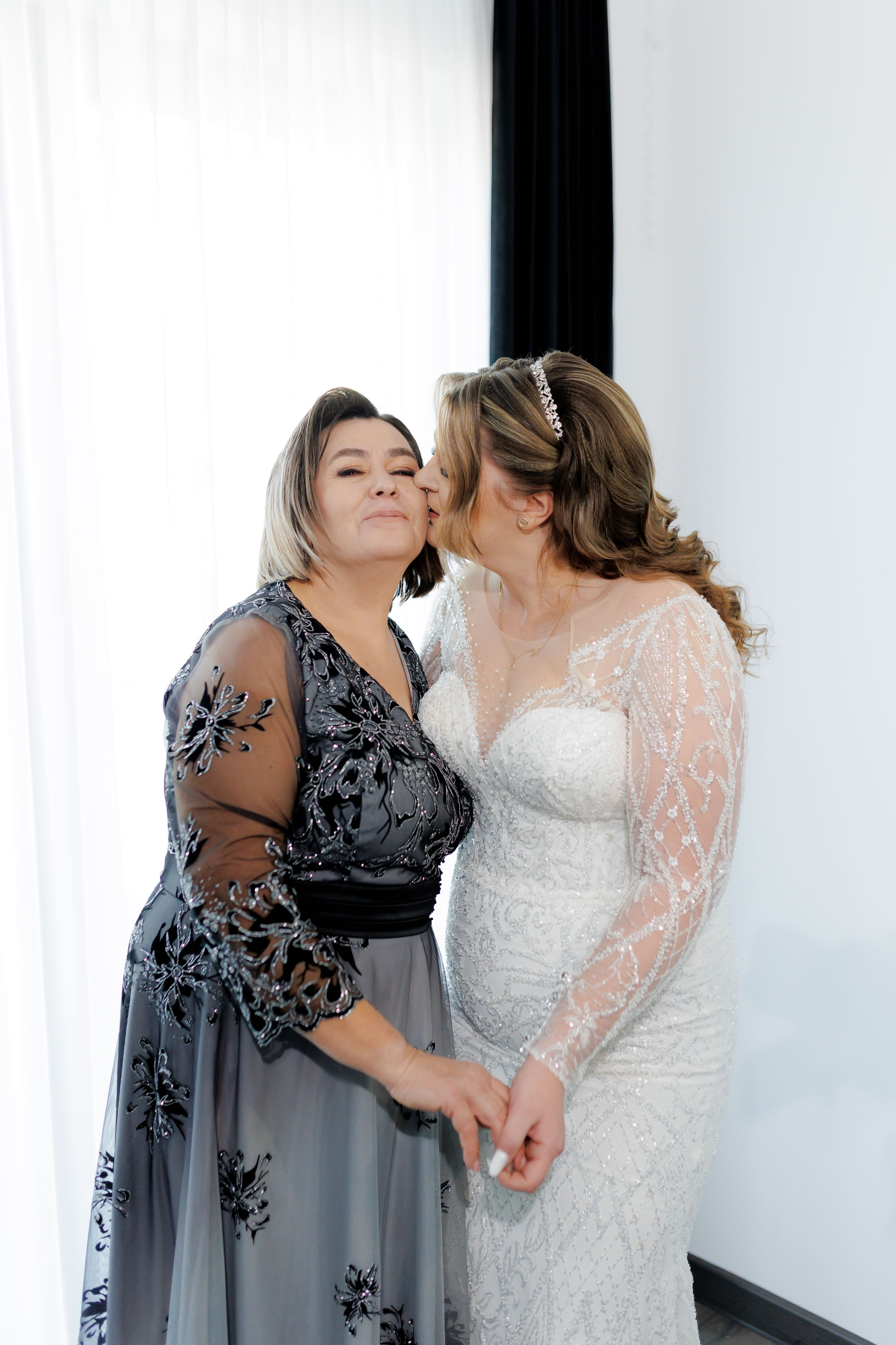 Povestea voastră, regizată de noi |Cristi Turculet Videograf Nuntă Suceava | wedding highlight. Servicii foto-video profesionale, pentru momente de neuitat