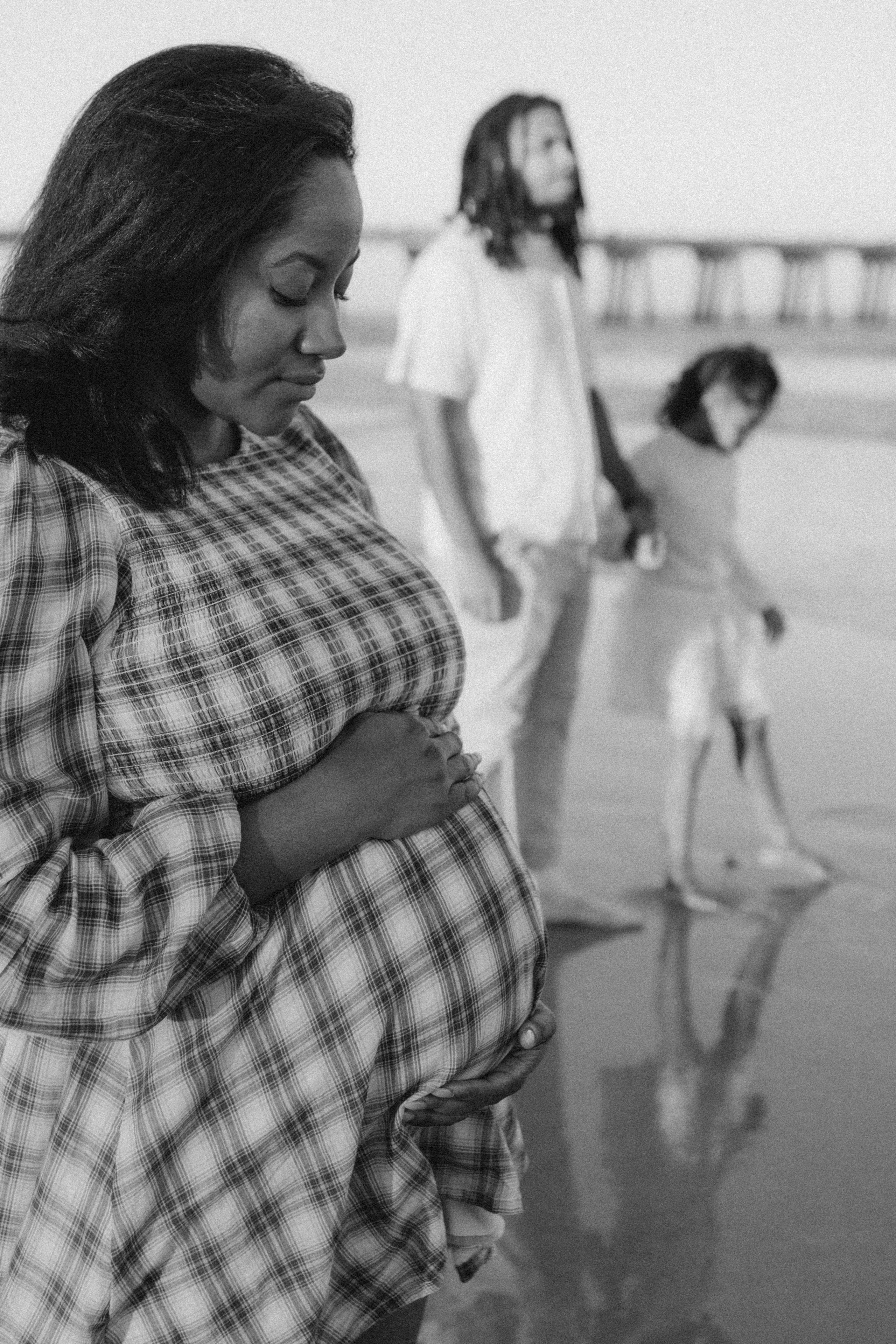 Christy’s Maternity at Jacksonville Beach. Portrait and couples photographer in Florida, Valeriia Honcharova