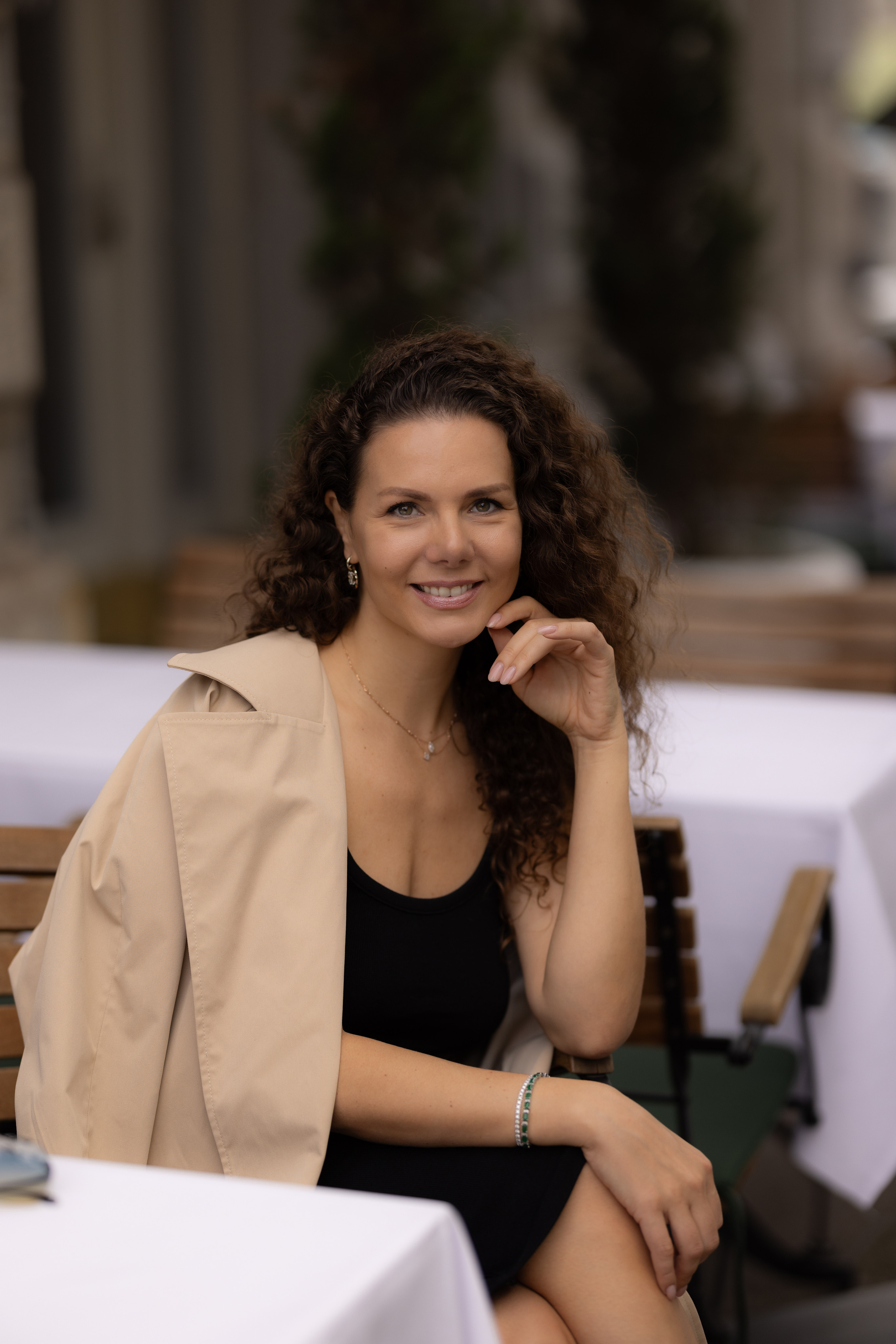 Zurich walk. Family photographer Zurich & Switzerland Daria Moore