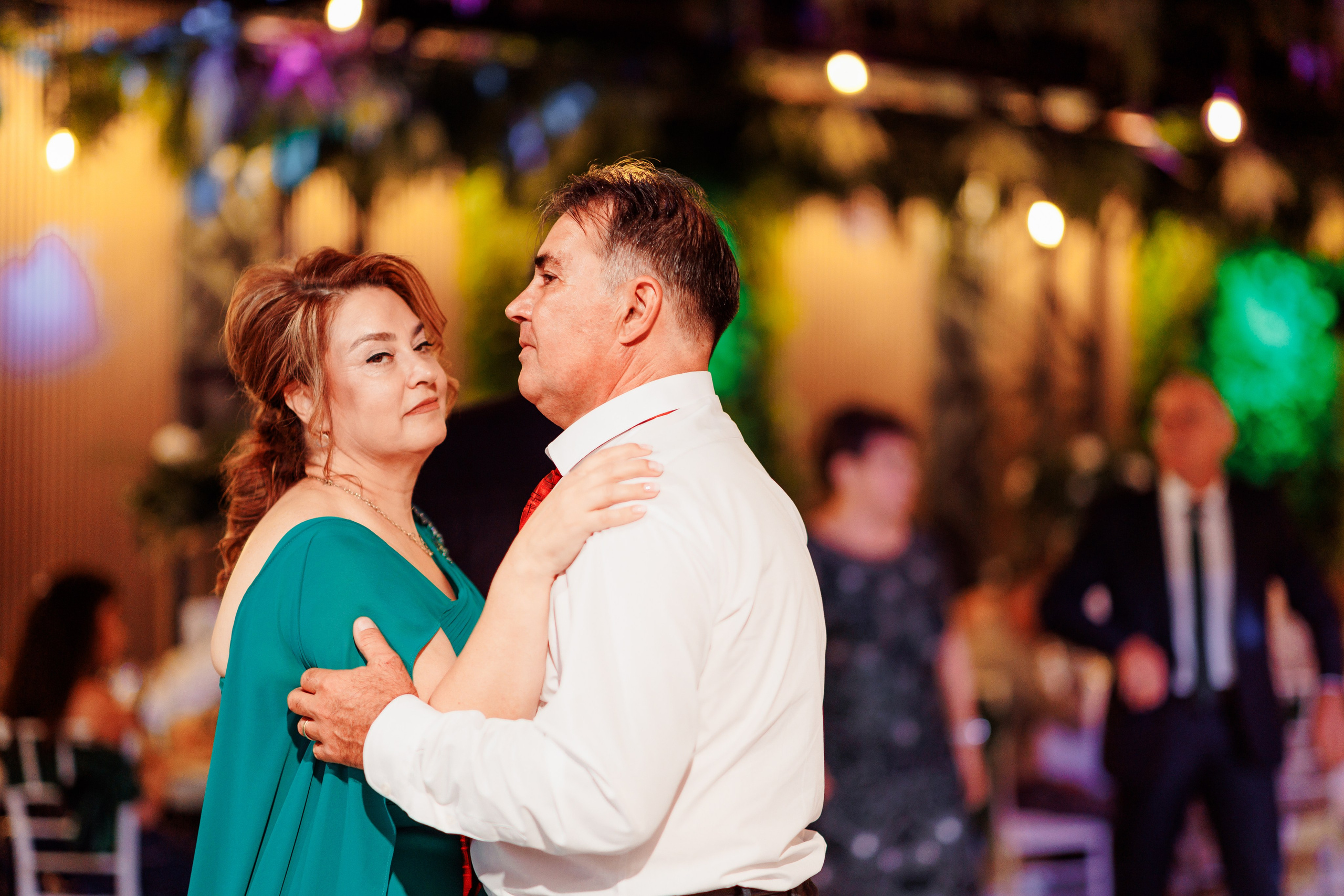 Raluca & Bogdan - Domeniile Saftica. MDimaFotoStudio. Fotograf de nuntă, evenimente private și de familie