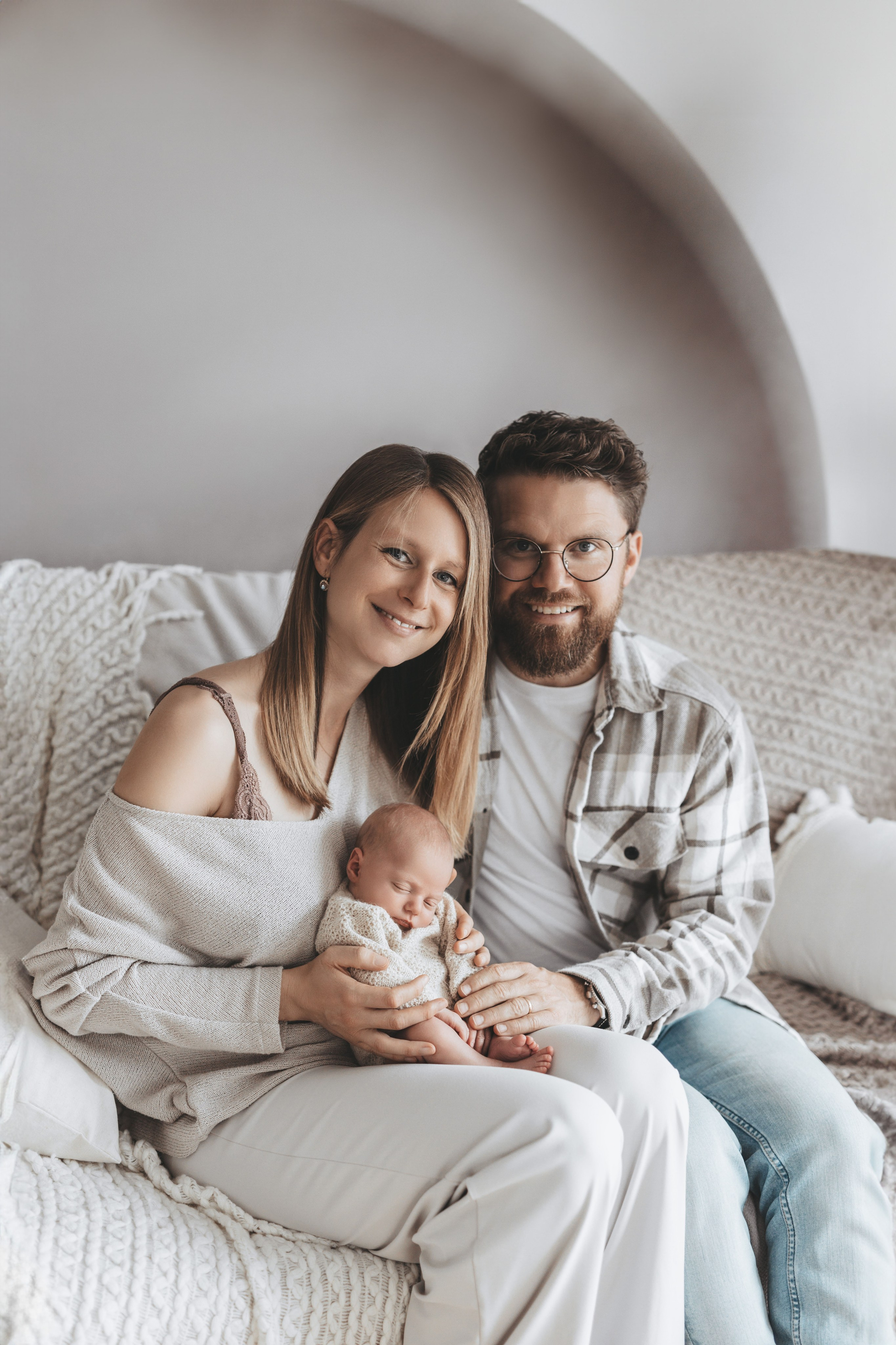 Newborn Natural. Newborn, kids, family photographer based near Zurich, Switzerland