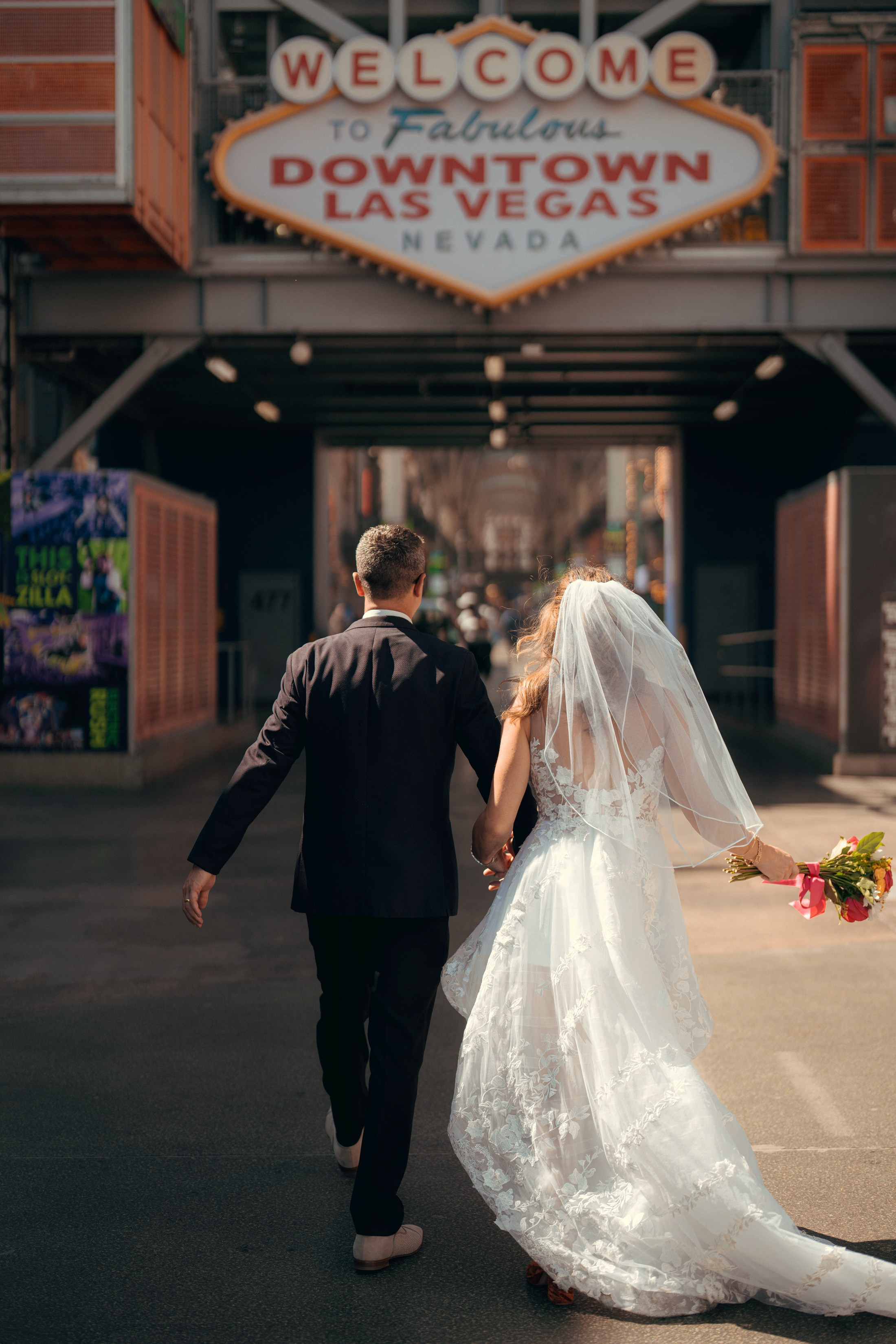 Rachel&Dan. Wedding & elopement photographer Viktoriya Kravtsov. Las Vegas